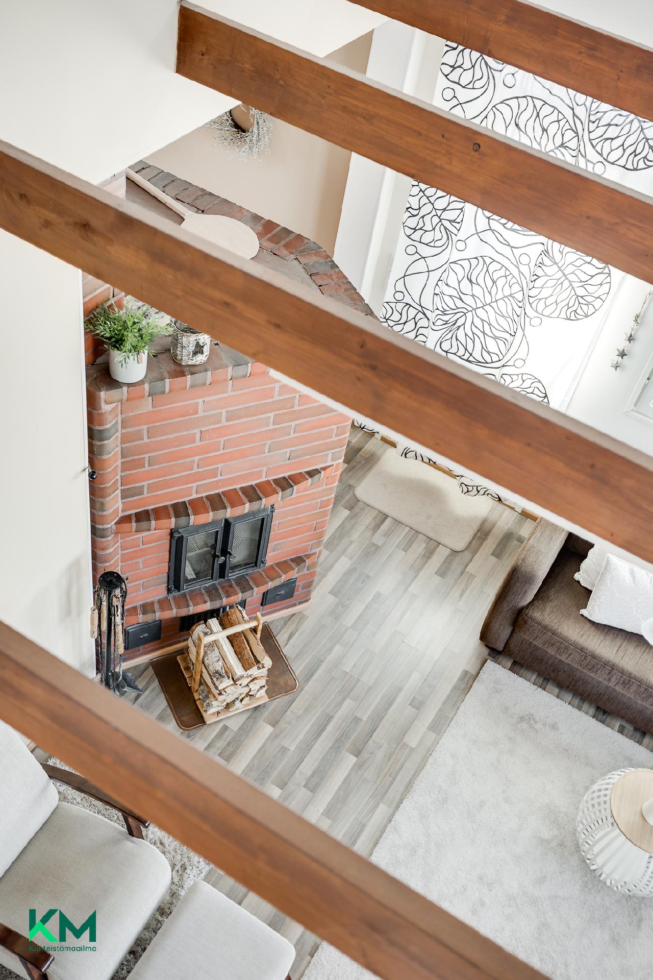 Mesimarjantie 5, Anttila, Muhos