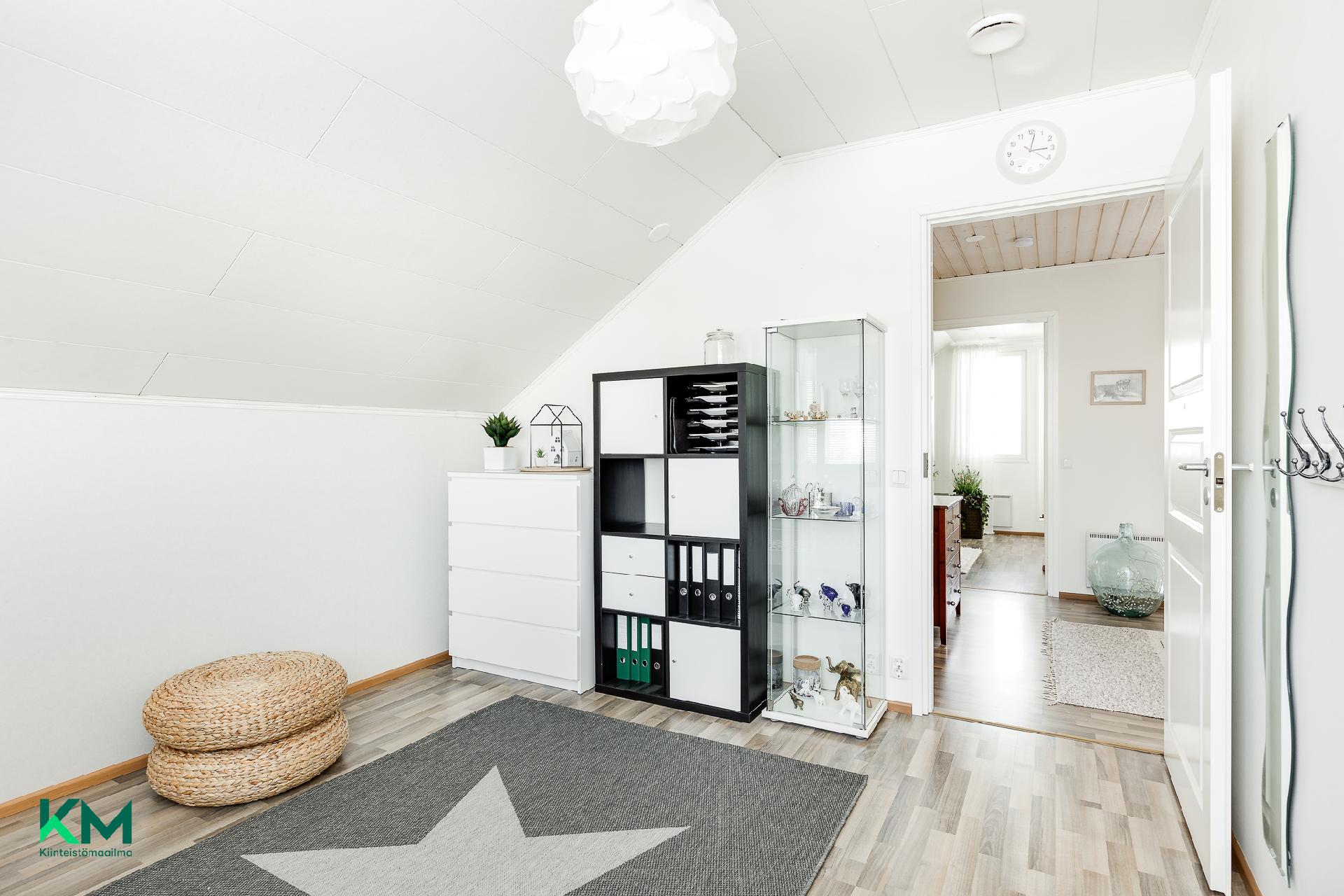 Mesimarjantie 5, Anttila, Muhos