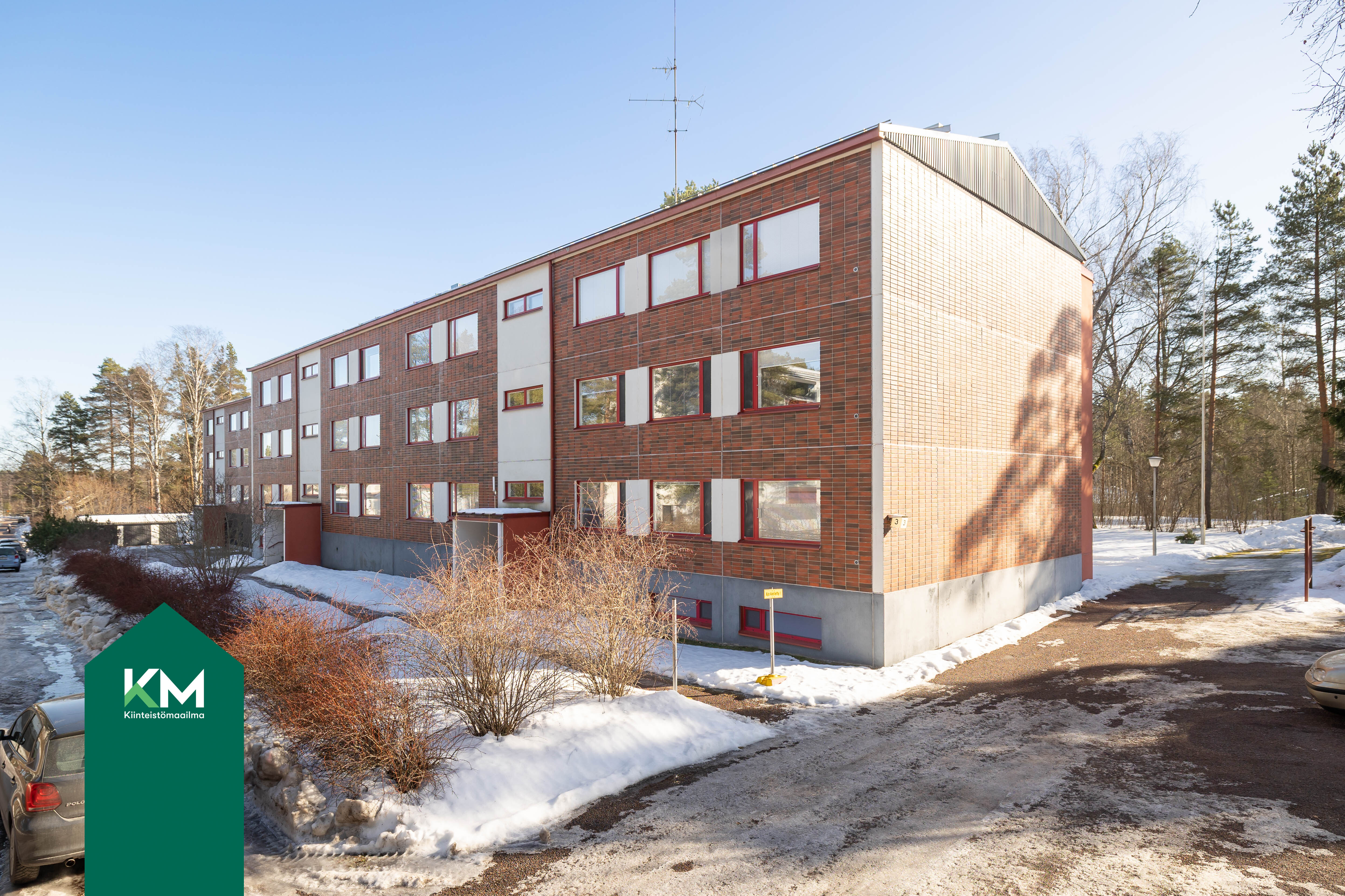 Käpylänkatu 3-5, Karhula