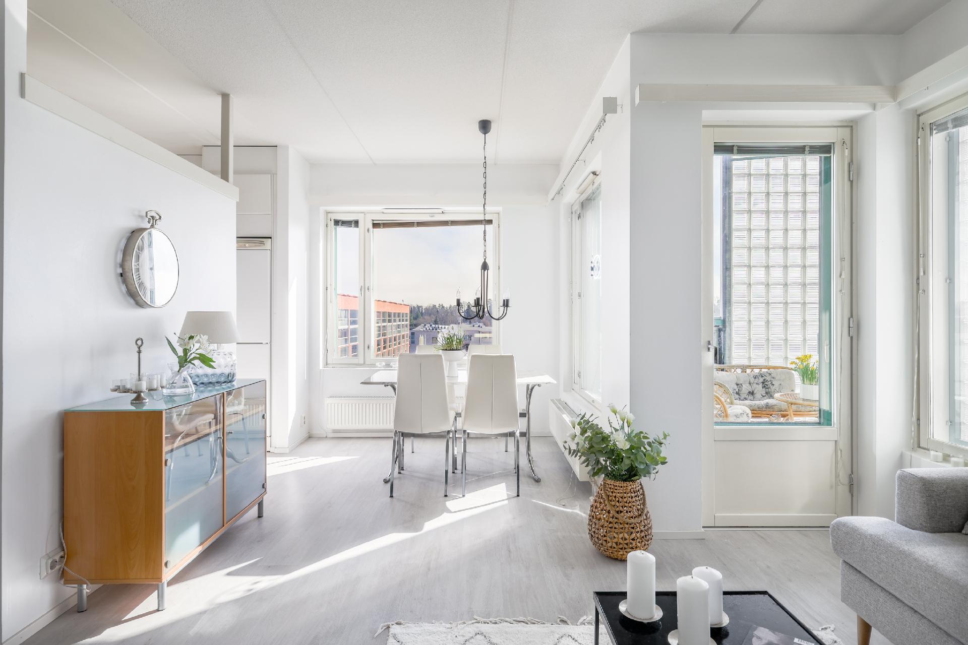 Asiakkaankatu 1, Itäkeskus, Helsinki