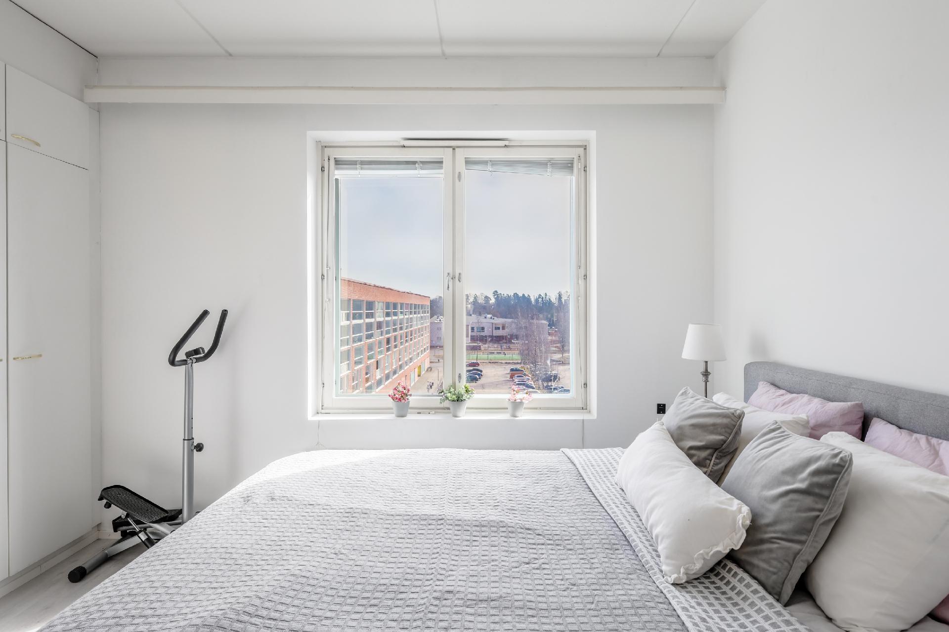 Asiakkaankatu 1, Itäkeskus, Helsinki