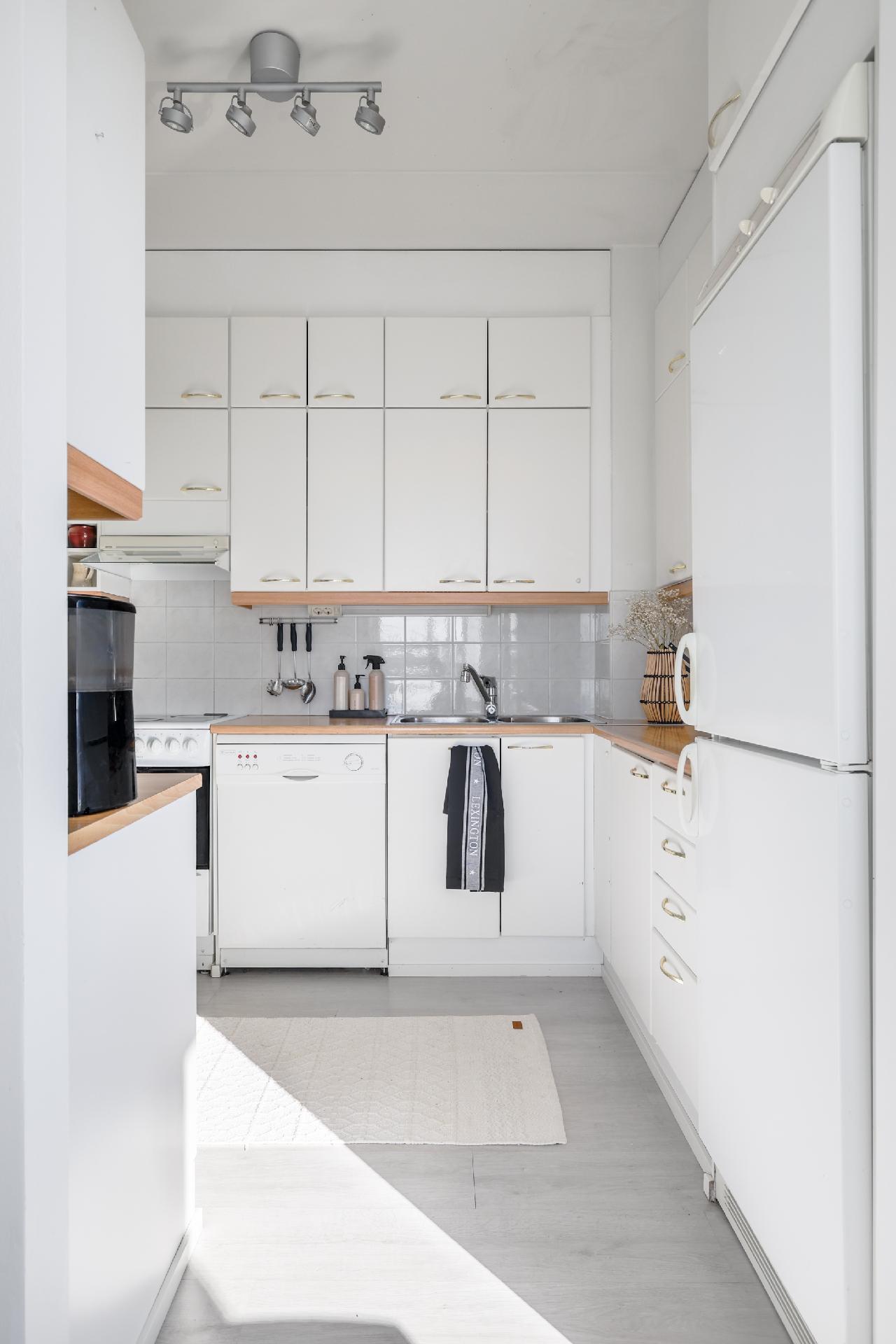 Asiakkaankatu 1, Itäkeskus, Helsinki