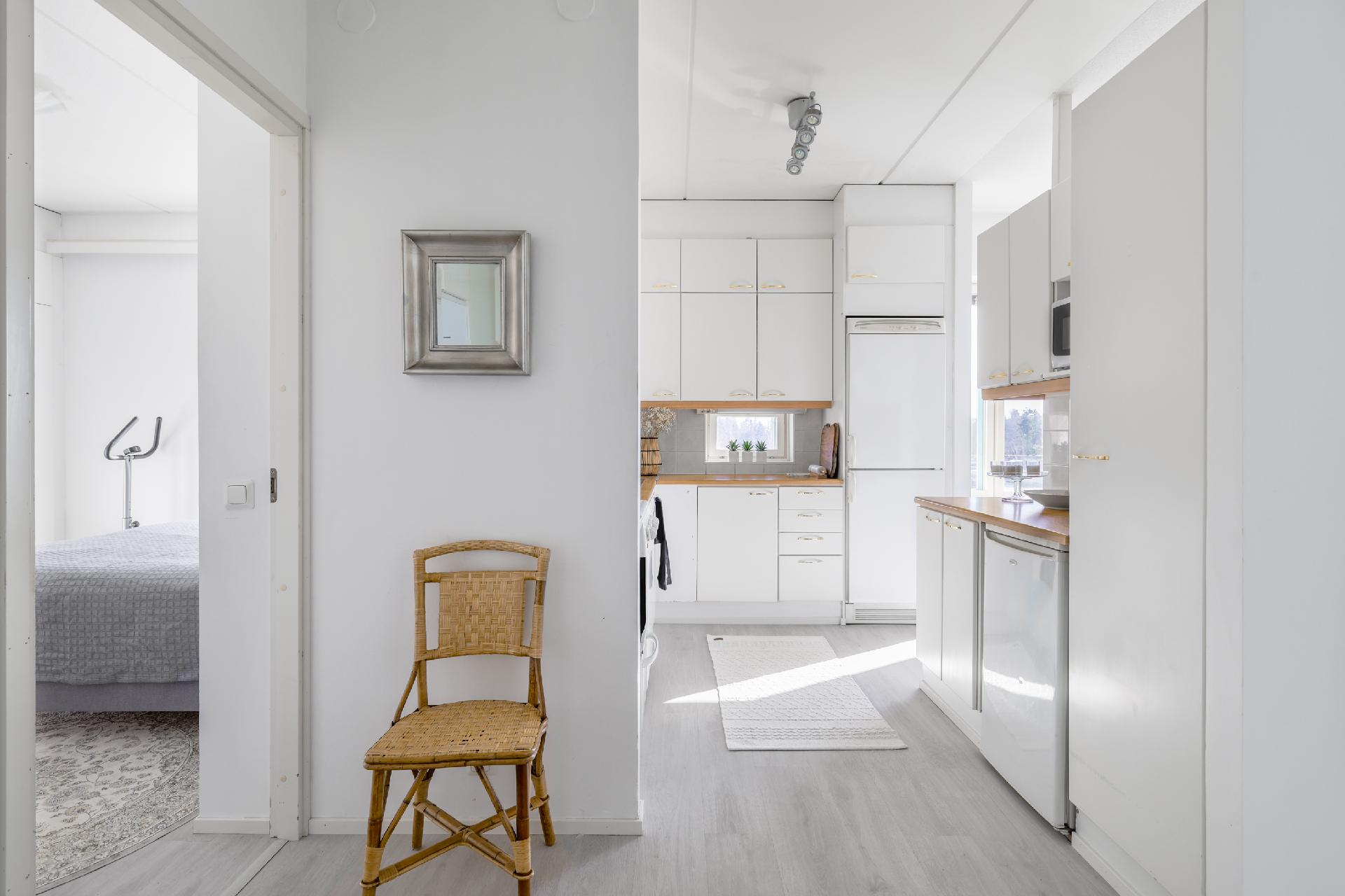 Asiakkaankatu 1, Itäkeskus, Helsinki