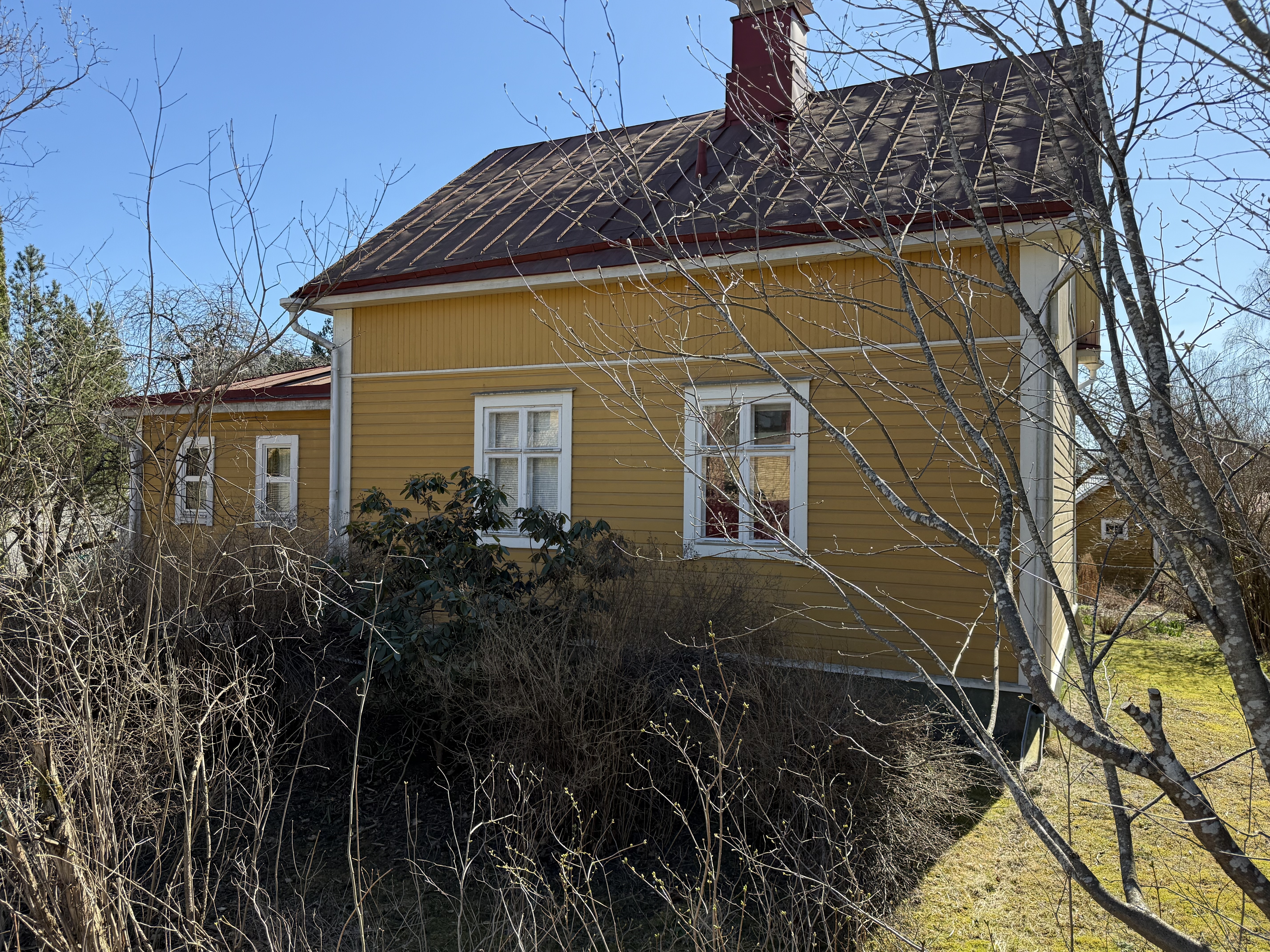 Rautatienkatu 5, Asemantausta, Hämeenlinna
