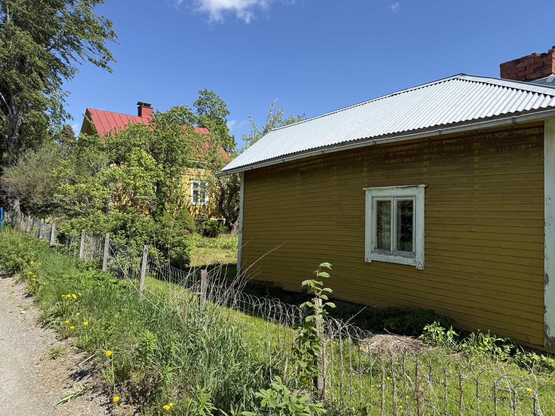 Rautatienkatu 5, Asemantausta, Hämeenlinna