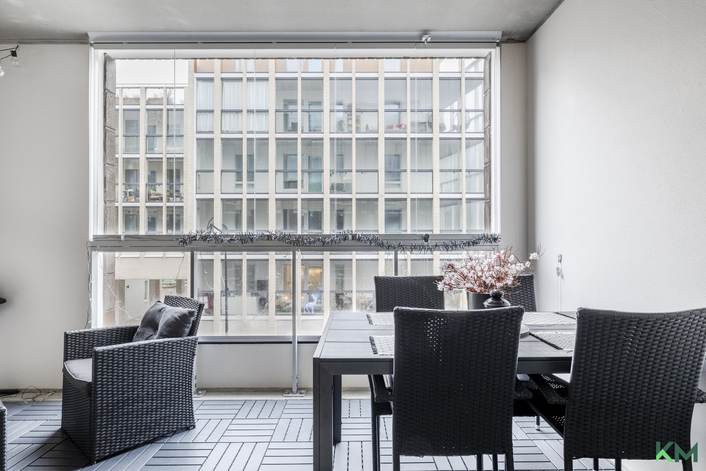 tilava 12m2 parveke