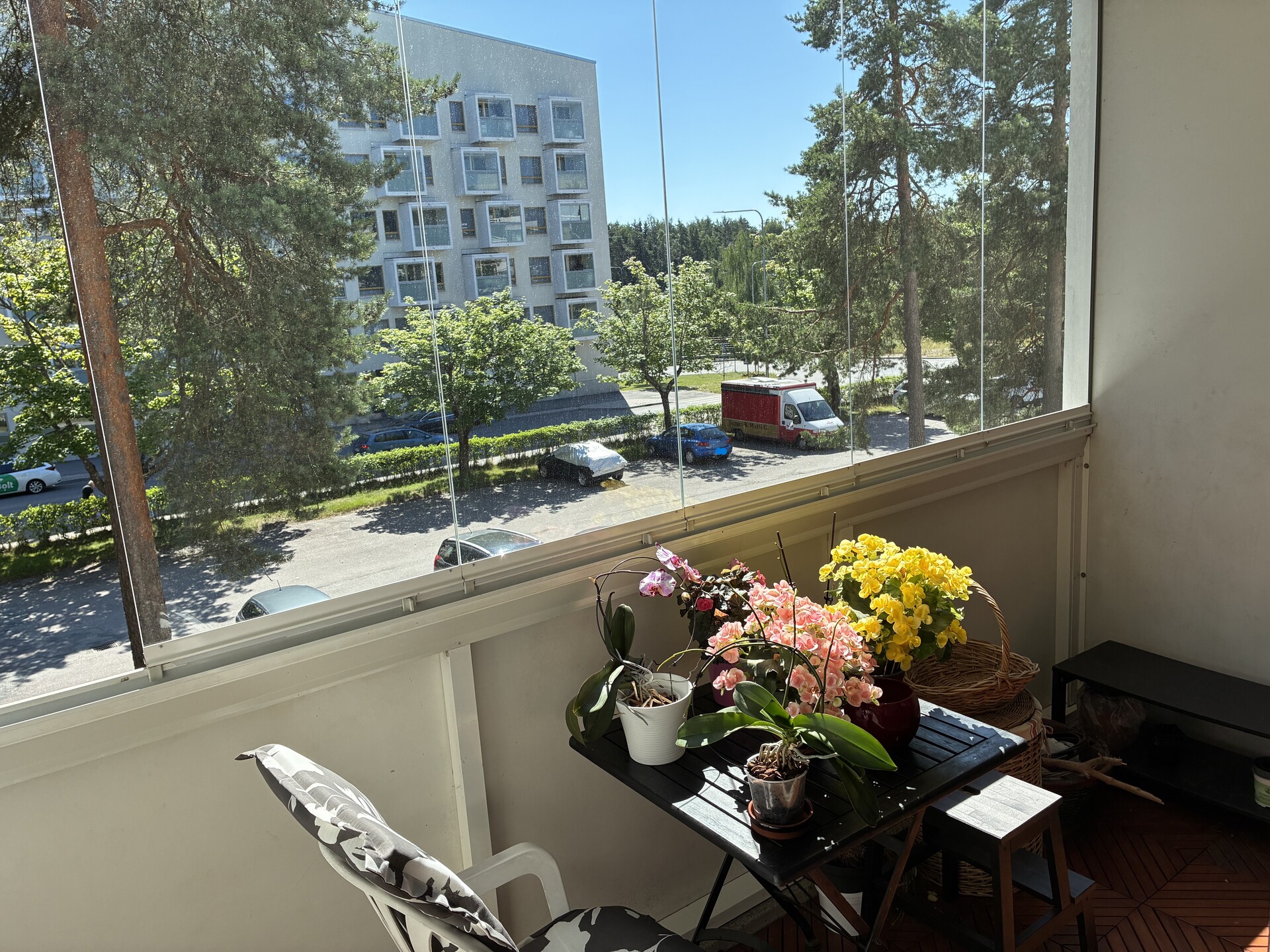 Keinulaudantie 1, Kontula, Helsinki