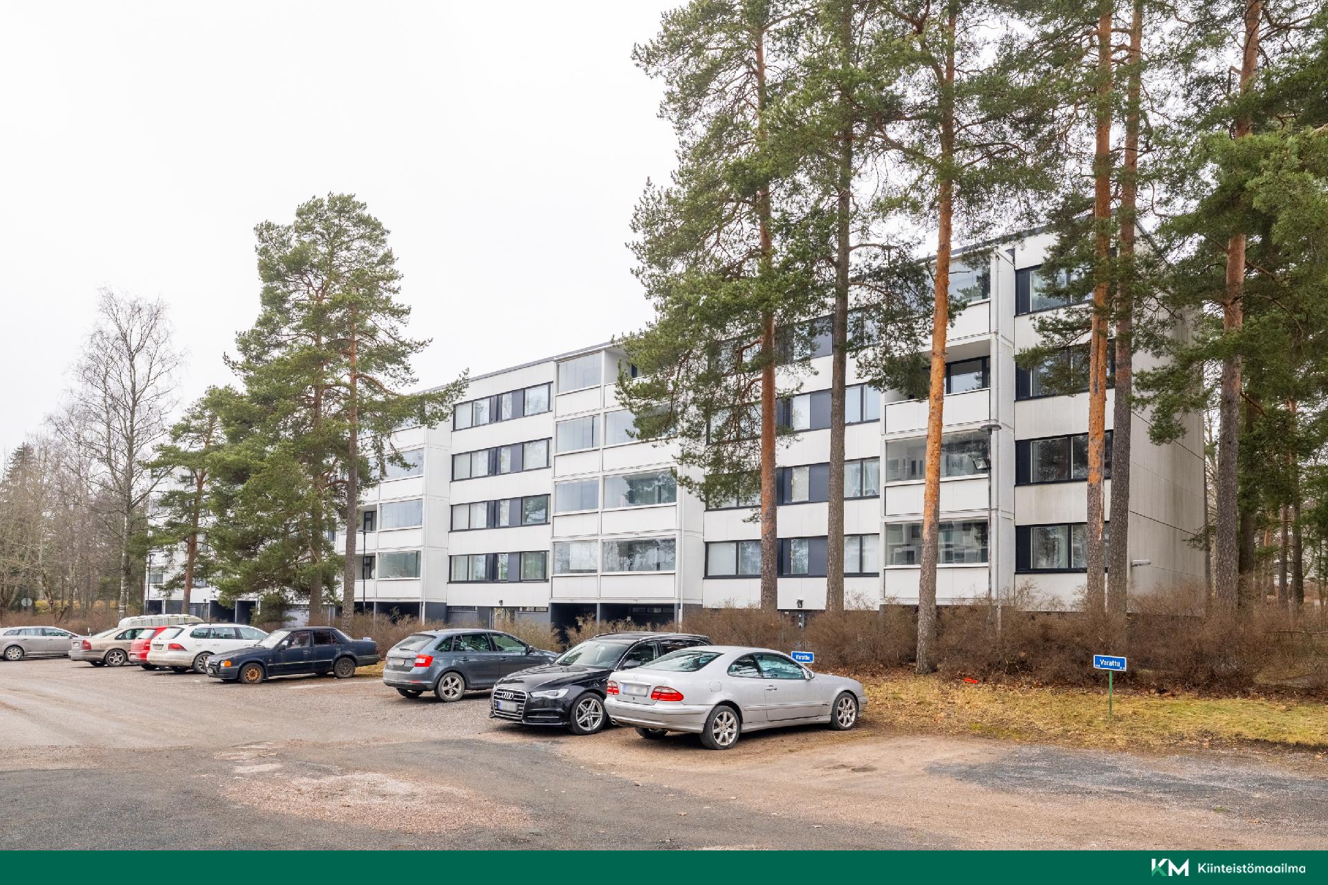 Keinulaudantie 1, Kontula, Helsinki