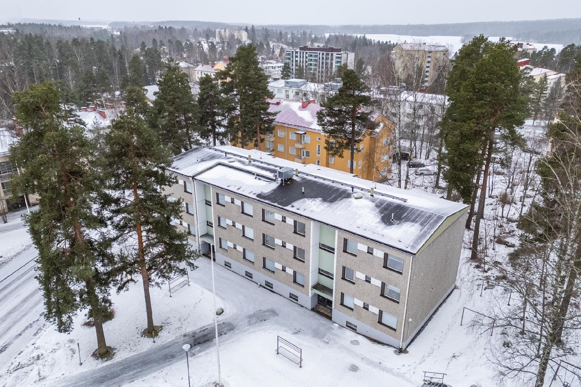 Kenraalintie 5, Kenraalintori, Valkeakoski