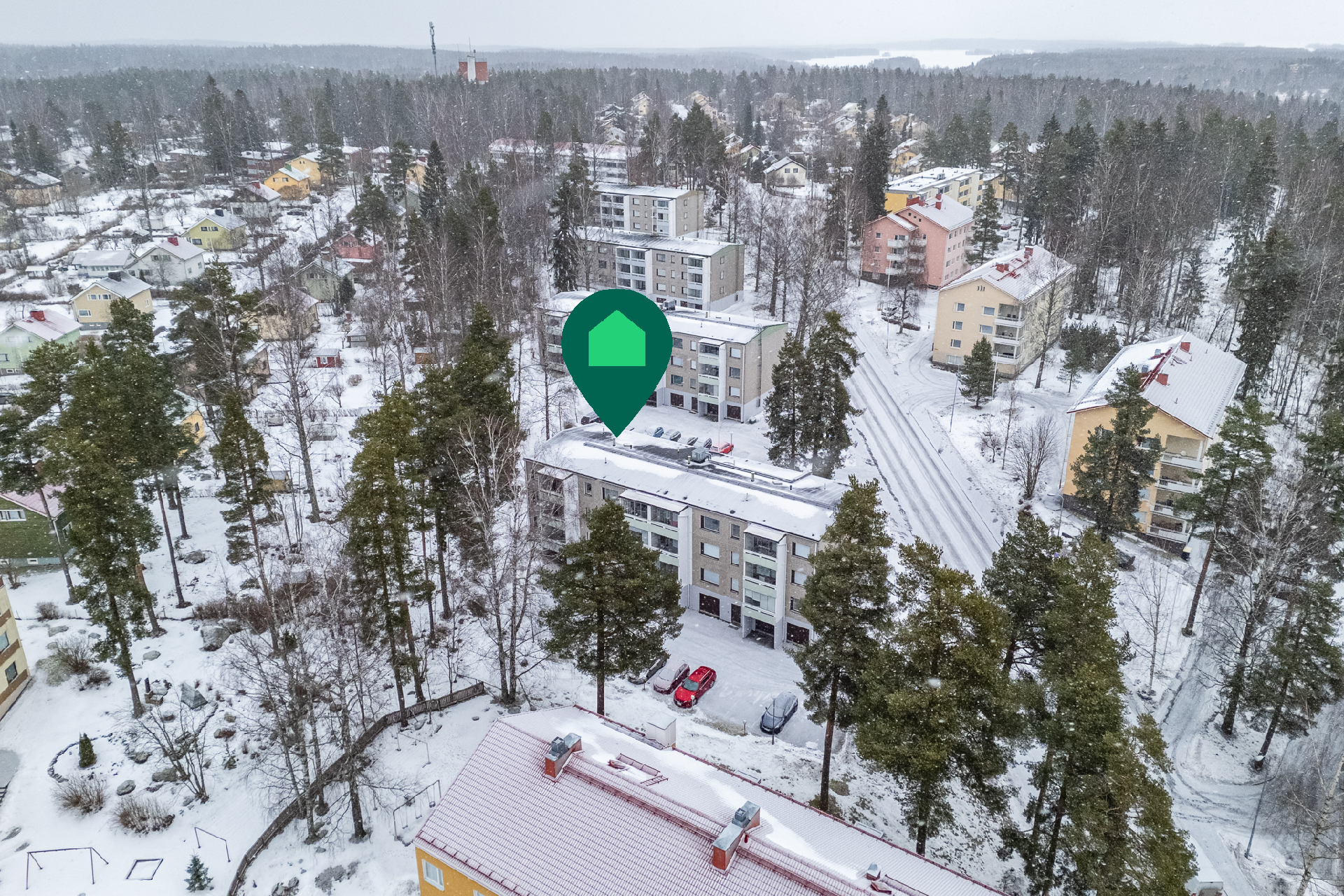 Kenraalintie 5, Kenraalintori, Valkeakoski