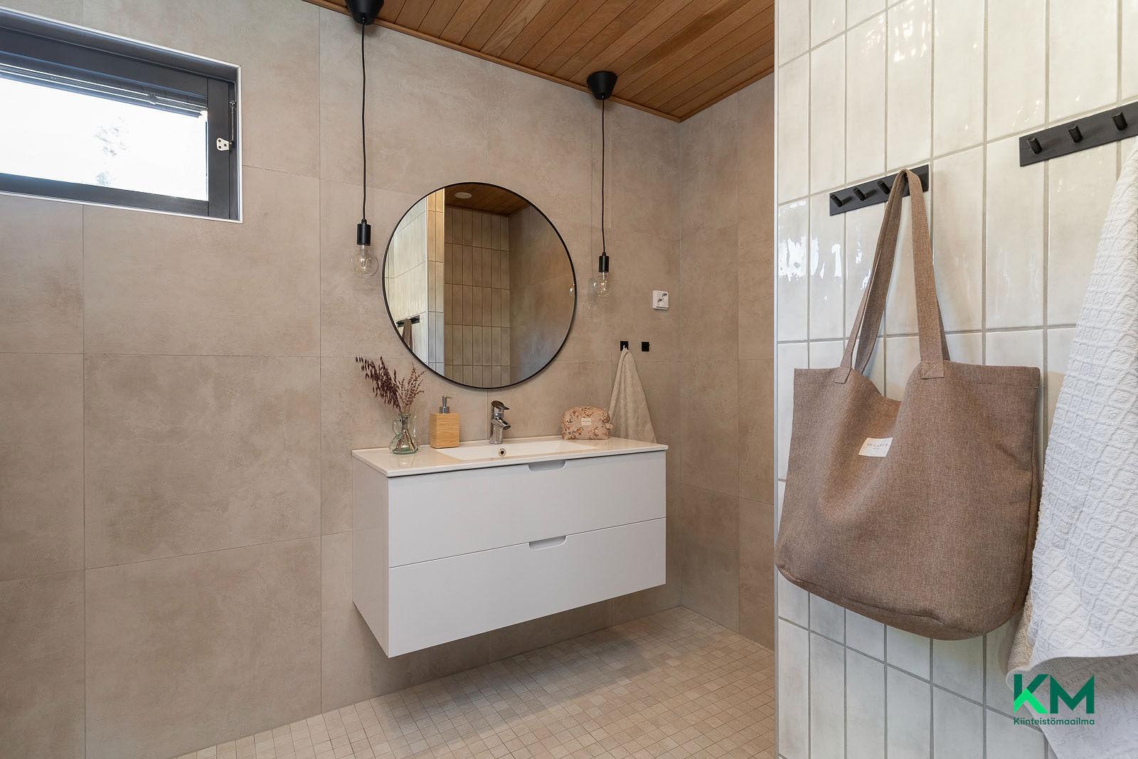 Maalarintie 10, Pikonkangas, Kangasala