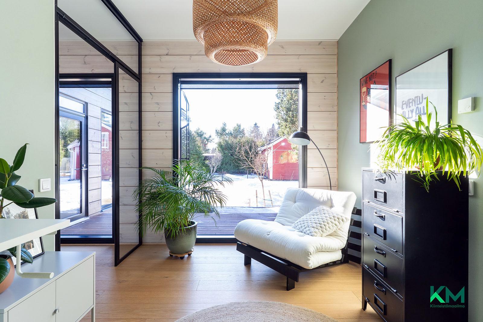 Maalarintie 10, Pikonkangas, Kangasala