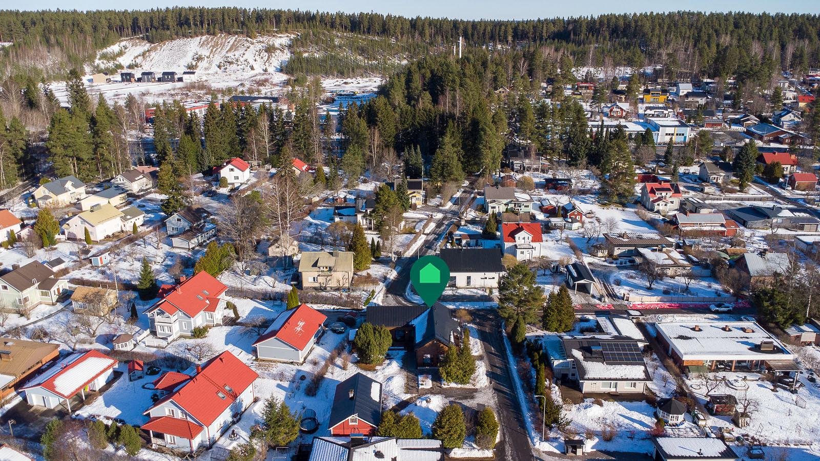 Maalarintie 10, Pikonkangas, Kangasala