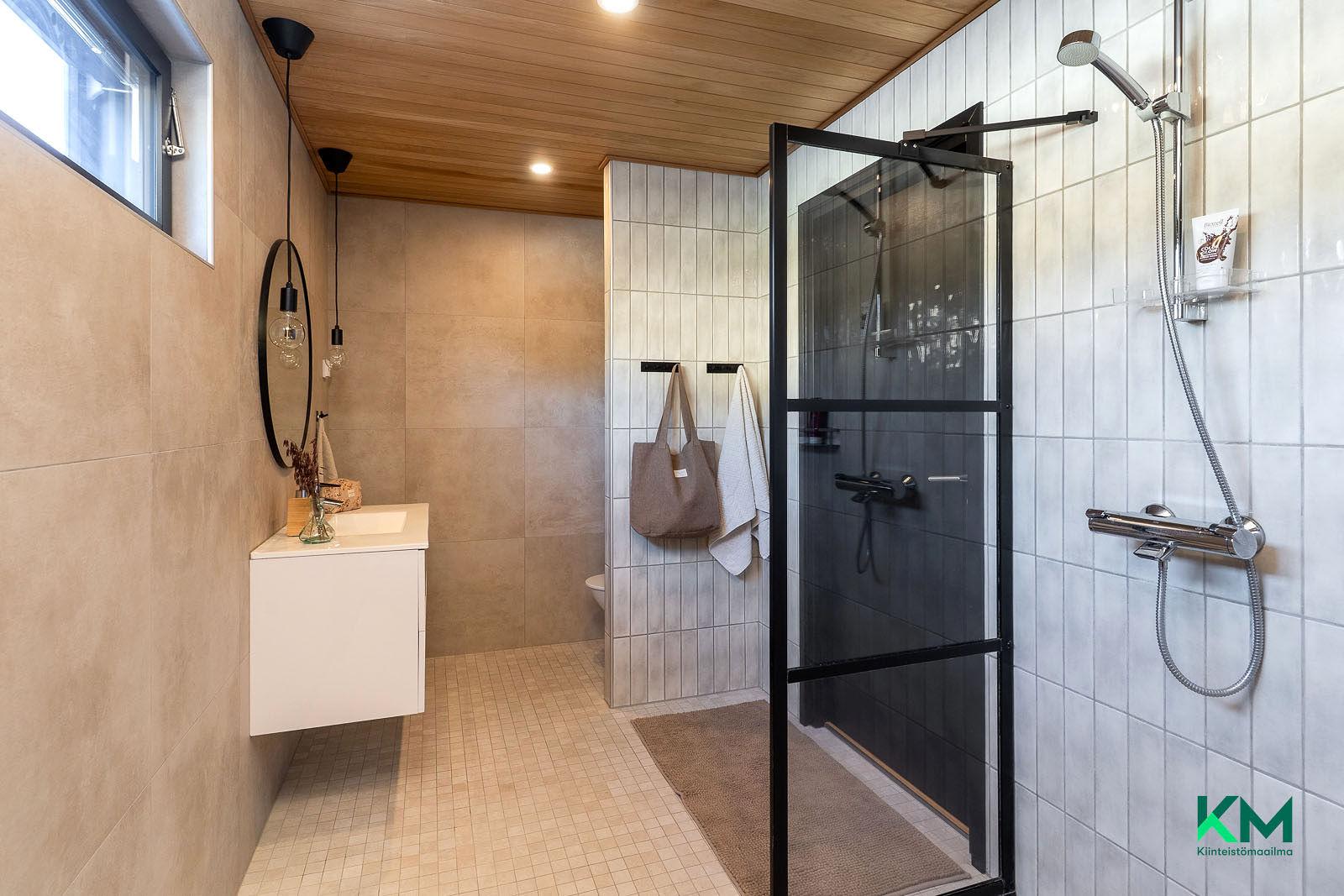 Maalarintie 10, Pikonkangas, Kangasala