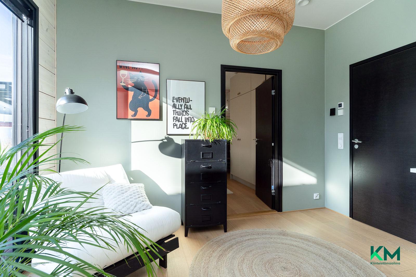 Maalarintie 10, Pikonkangas, Kangasala