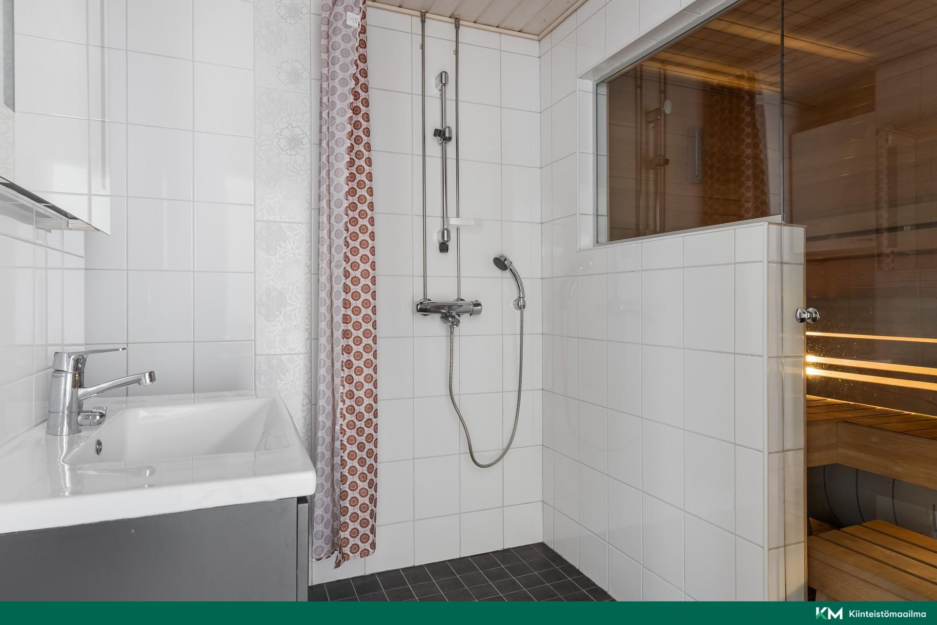 Koivikkotie 18, Martinlaakso, Vantaa