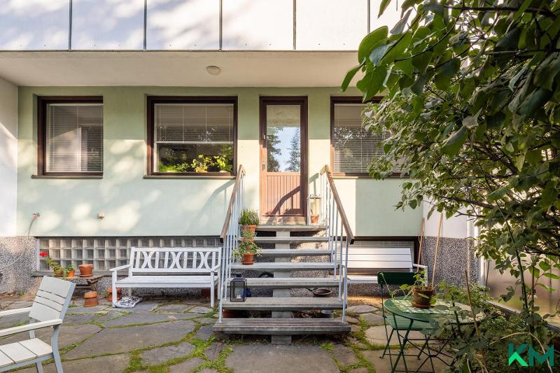 Kangaspellontie 4, Etelä-Haaga, Helsinki