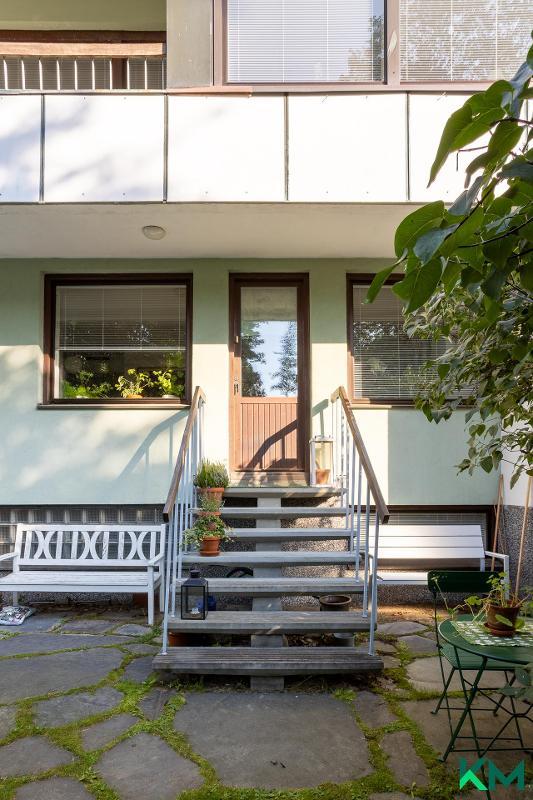 Kangaspellontie 4, Etelä-Haaga, Helsinki