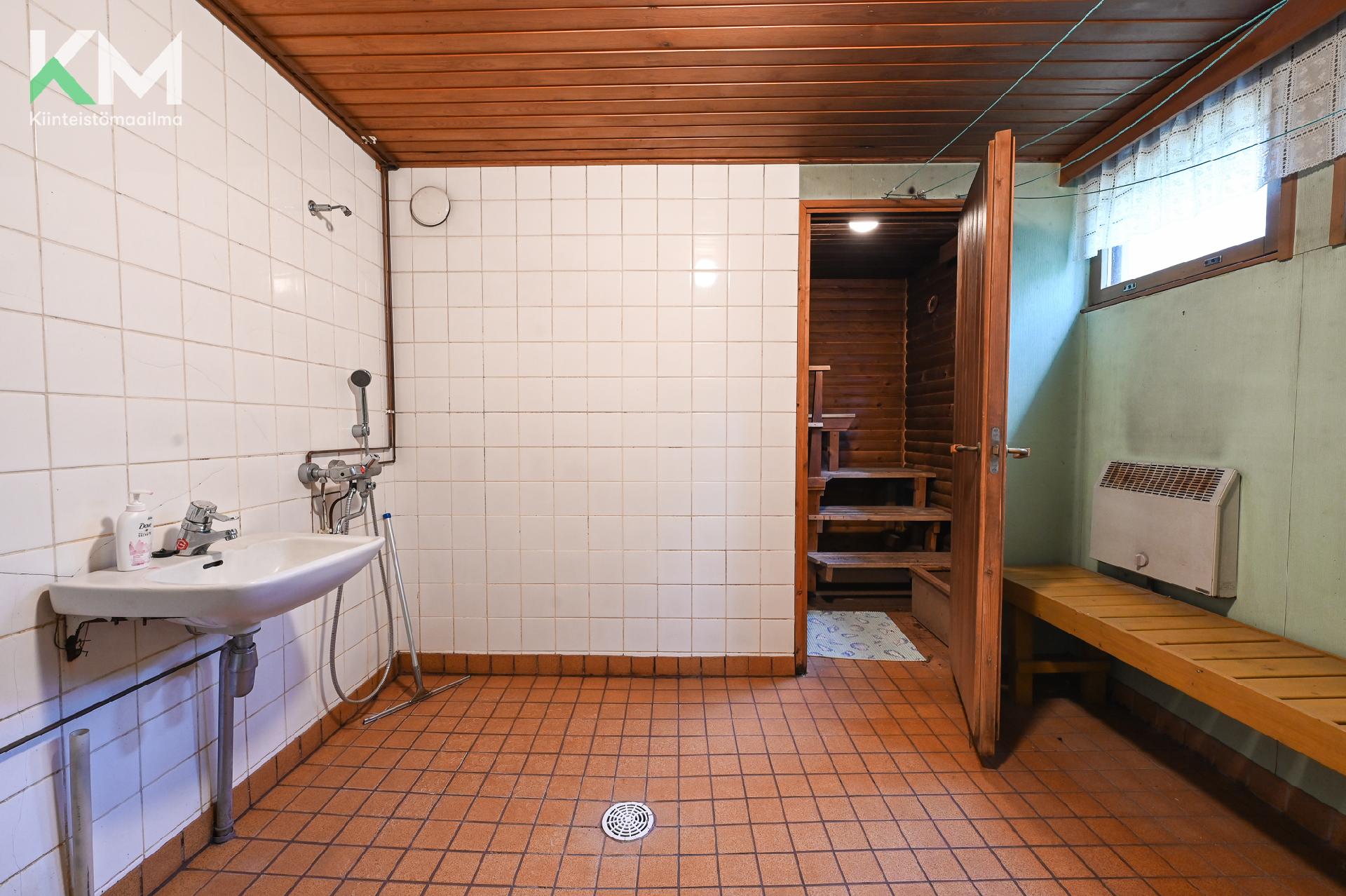 Piitie 5, Nummi, Kurikka