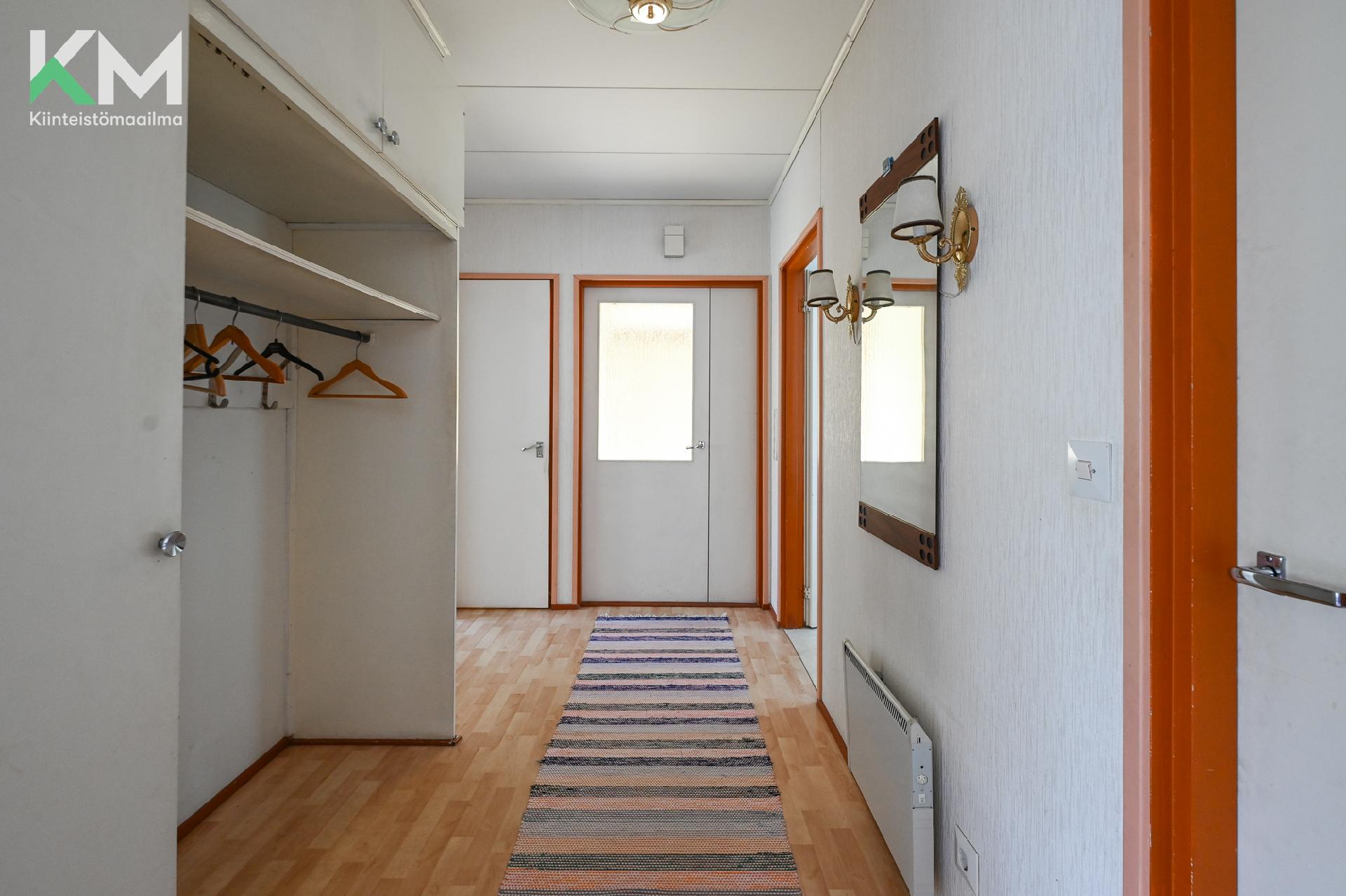 Piitie 5, Nummi, Kurikka