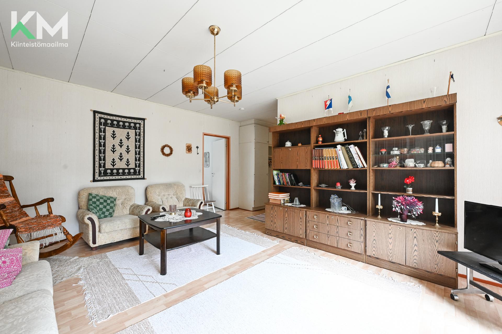 Piitie 5, Nummi, Kurikka