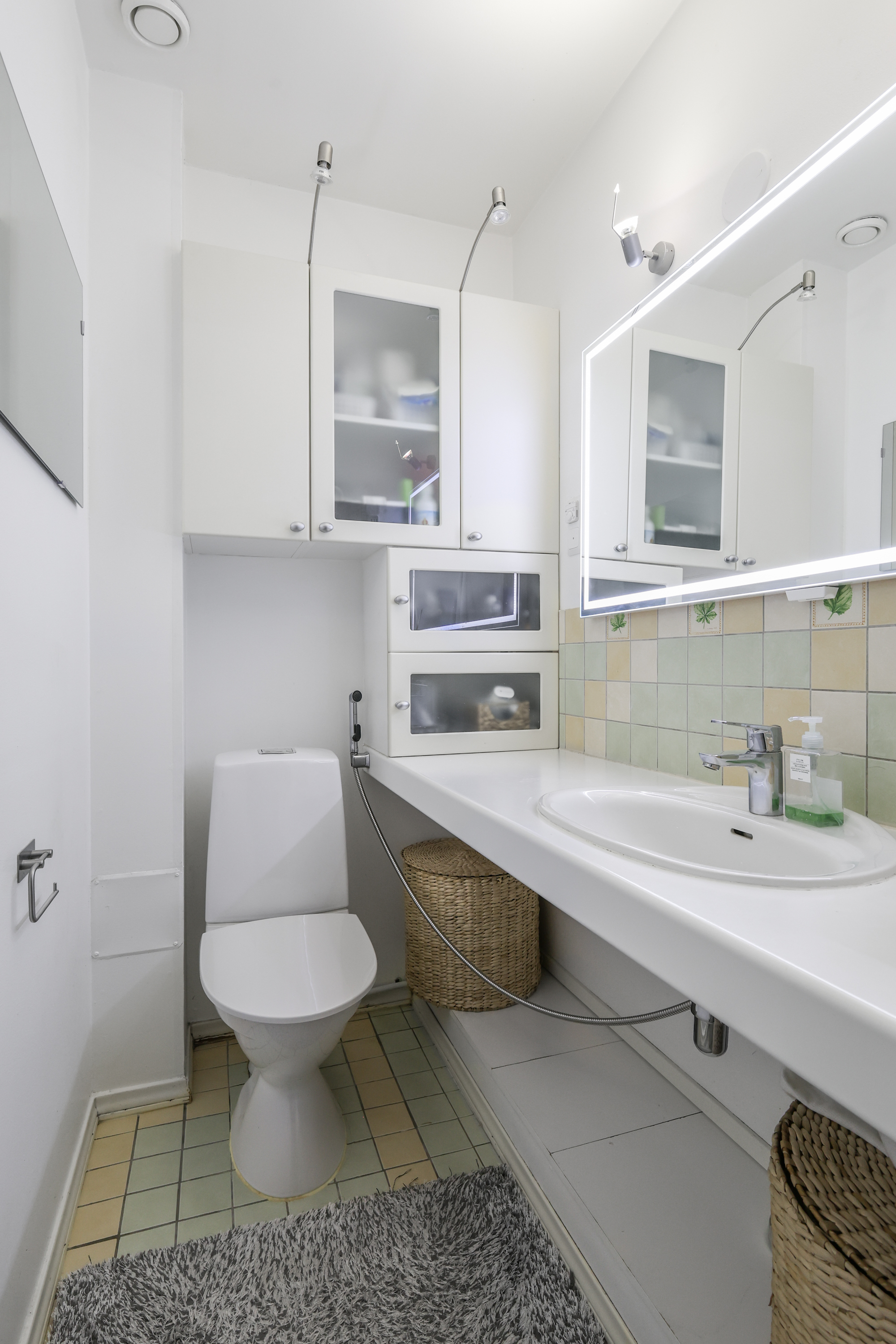 Erillinen WC-tila