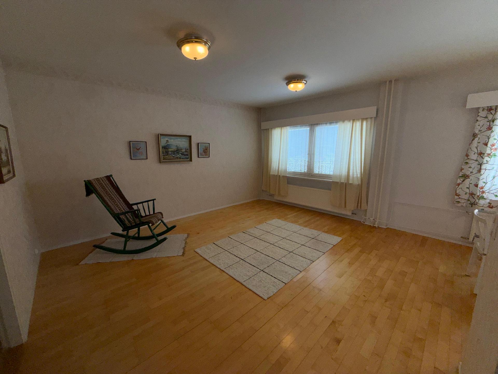 Linjurikatu 8-10, Taulumäki, Varkaus