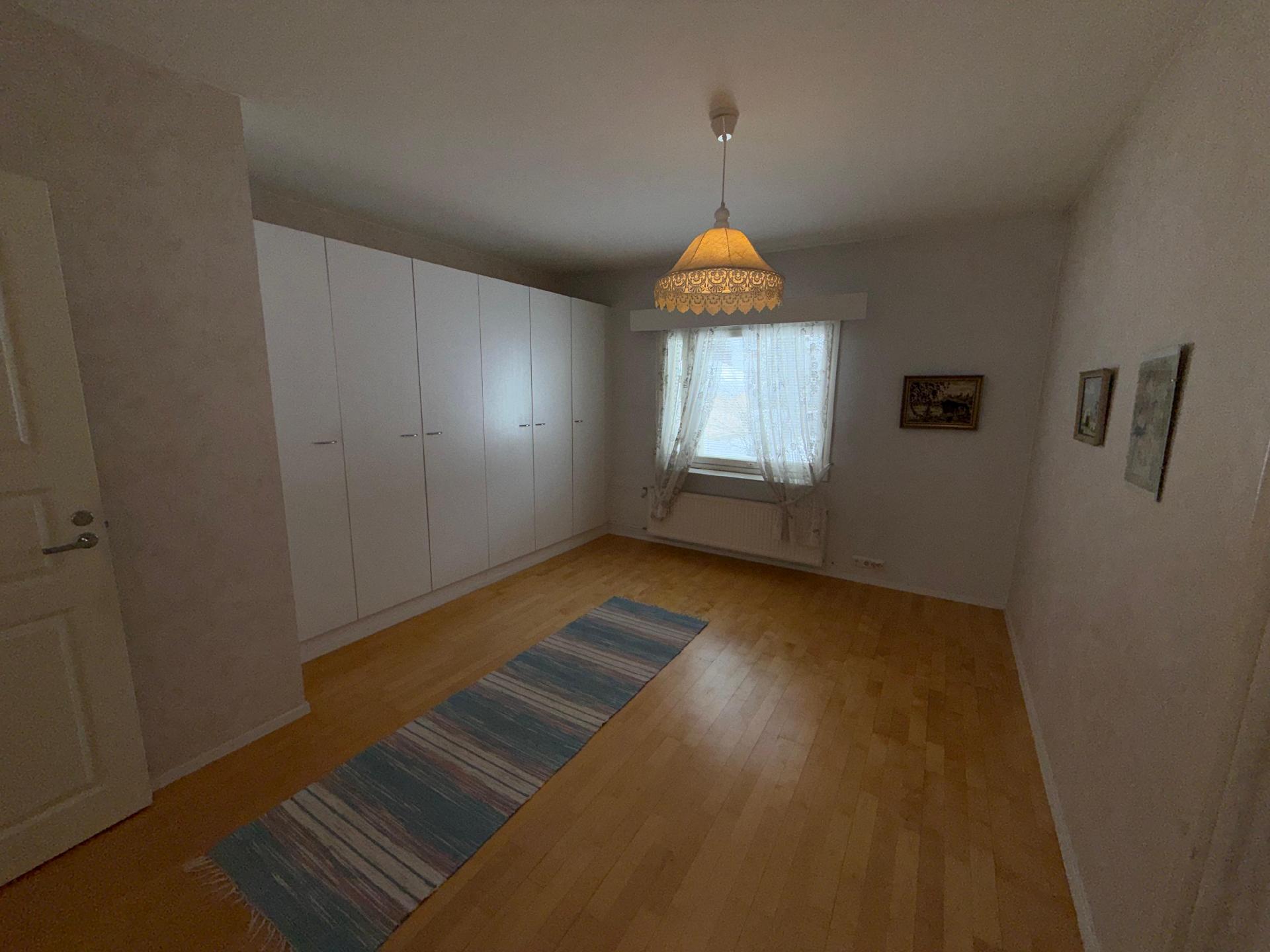 Linjurikatu 8-10, Taulumäki, Varkaus