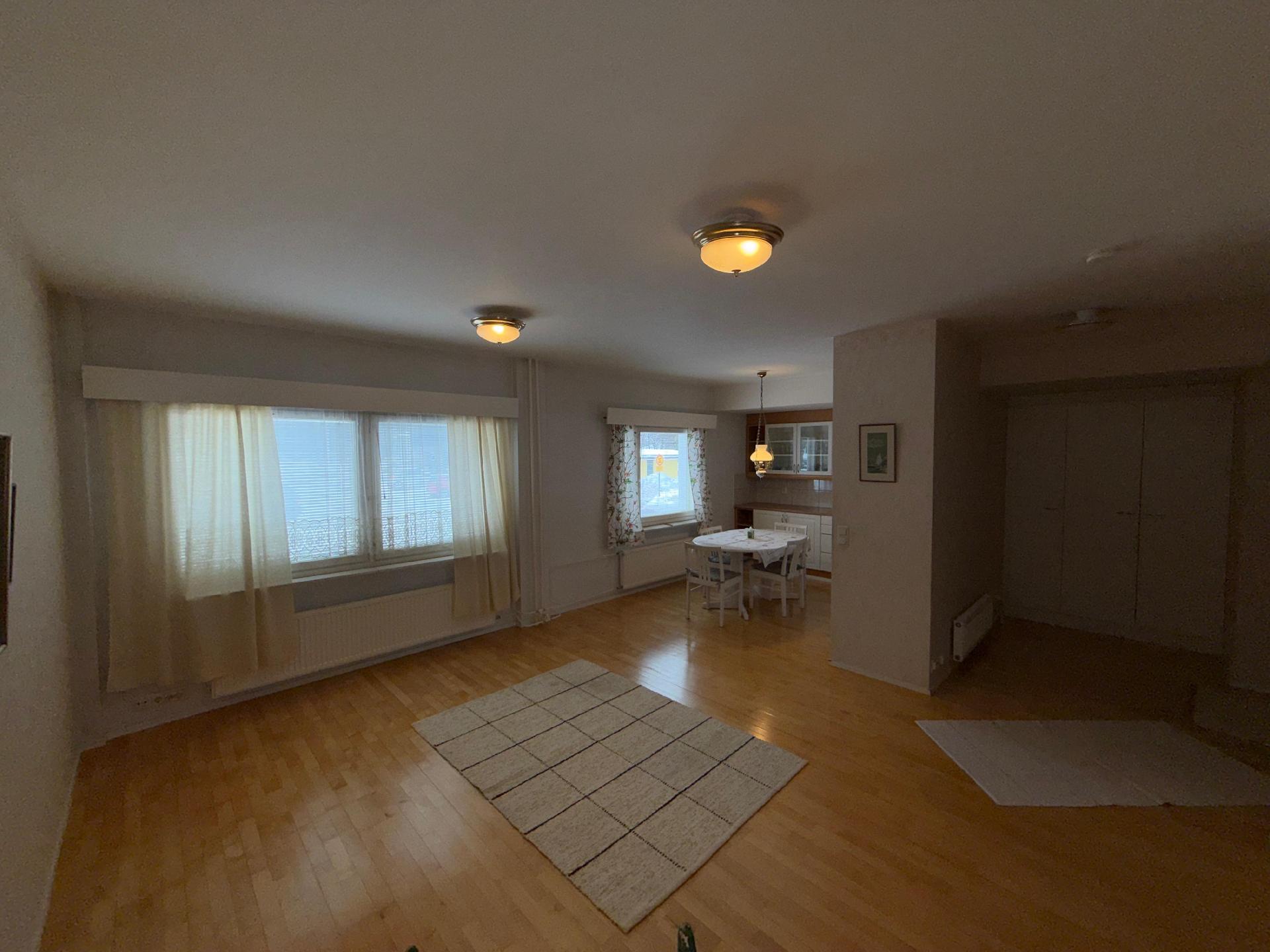 Linjurikatu 8-10, Taulumäki, Varkaus