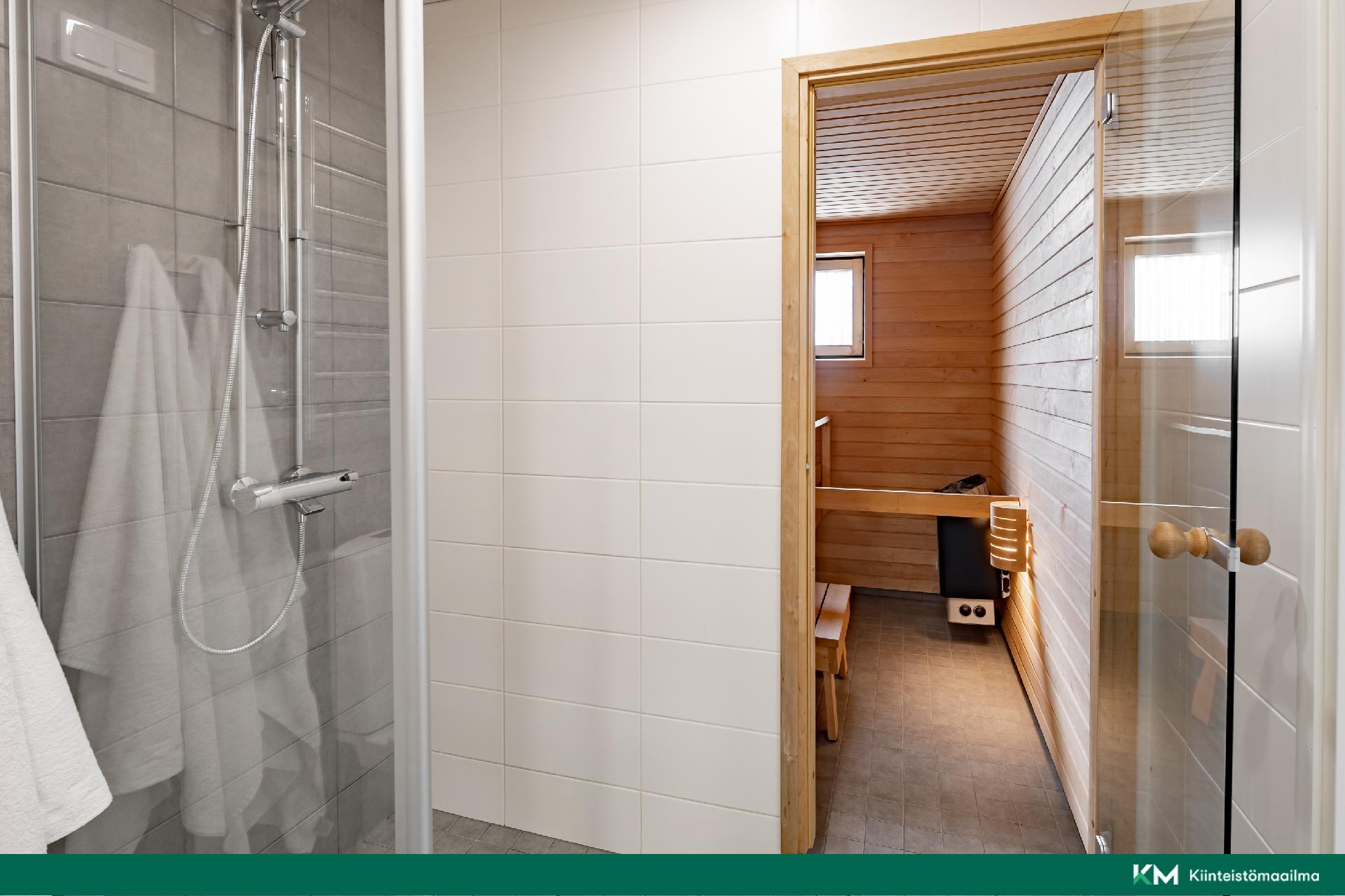 Pesuhuone ja sauna