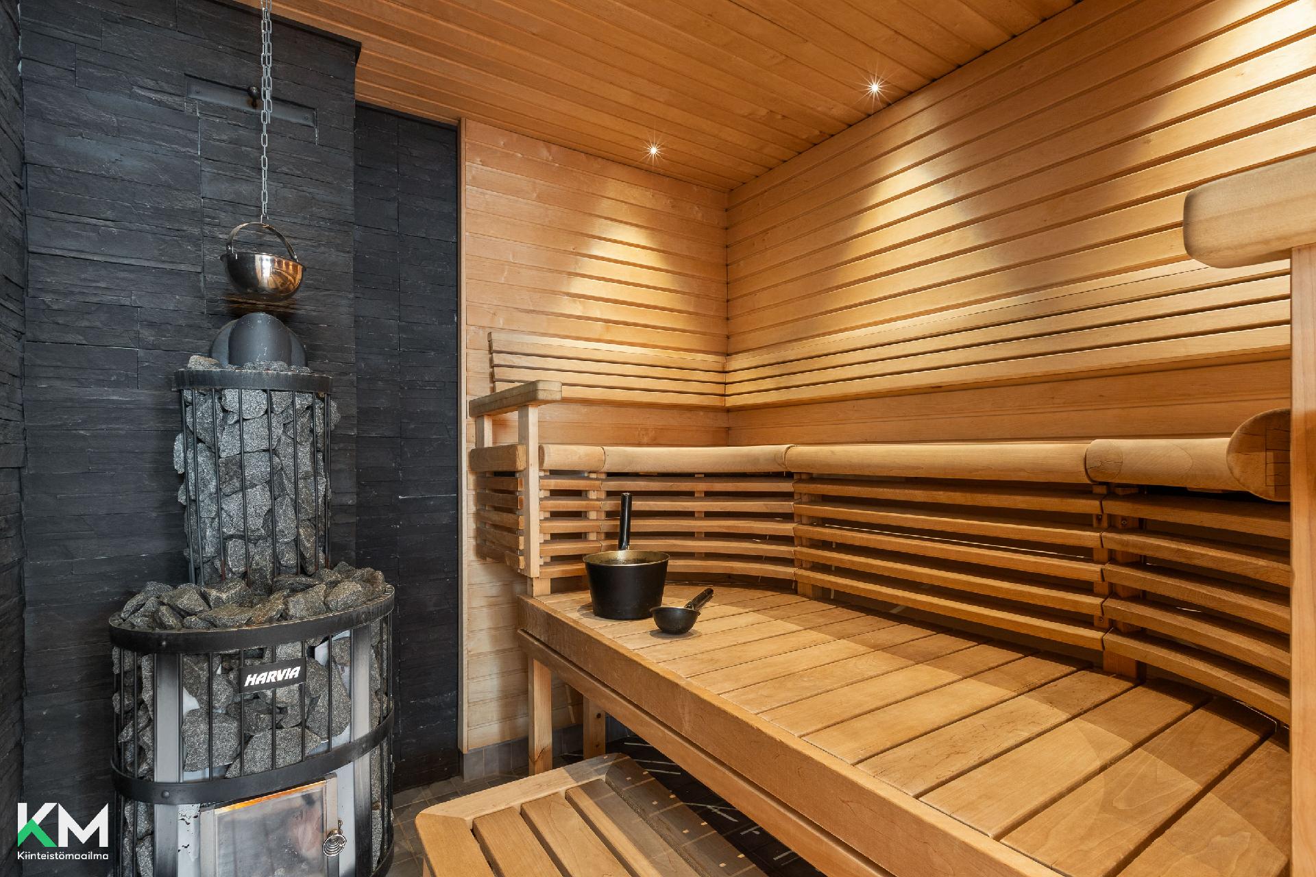 Sauna.