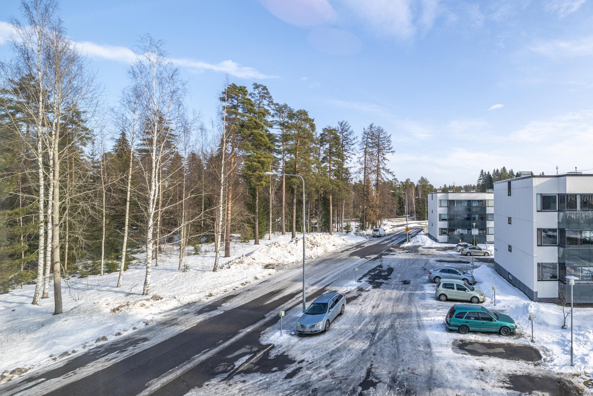 Näkymää keittiön ikkunasta