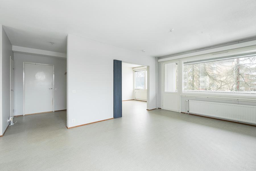 OLOHUONETTA, ETEISTILAA JA MAKUUHUONE