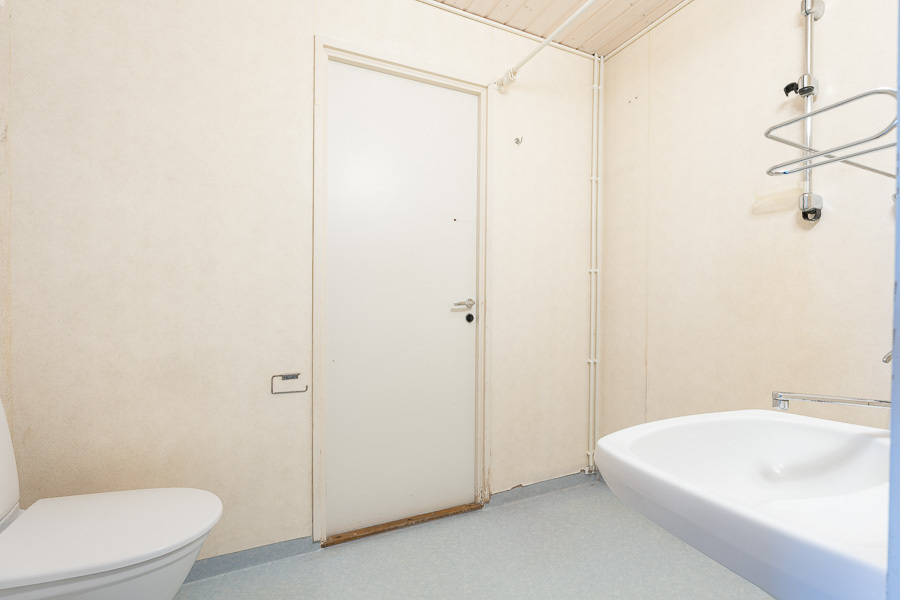 PESUHUONE/WC