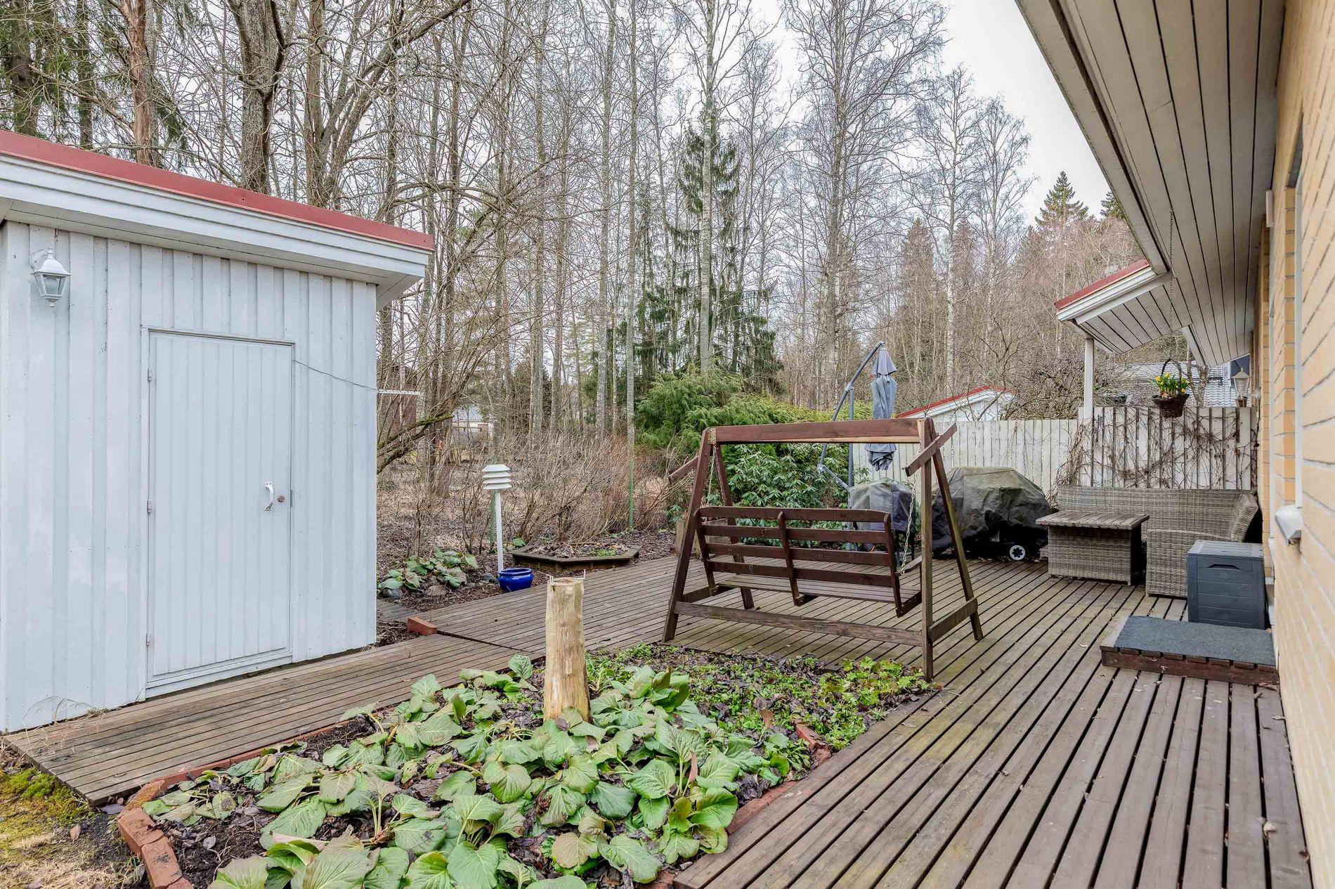 Ylipalontie 30, Paloheinä, Helsinki