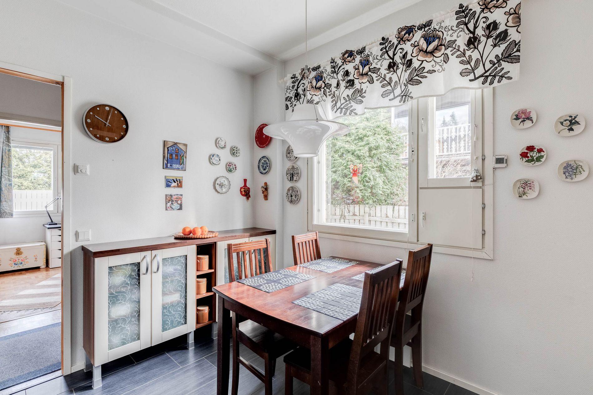 Ylipalontie 30, Paloheinä, Helsinki