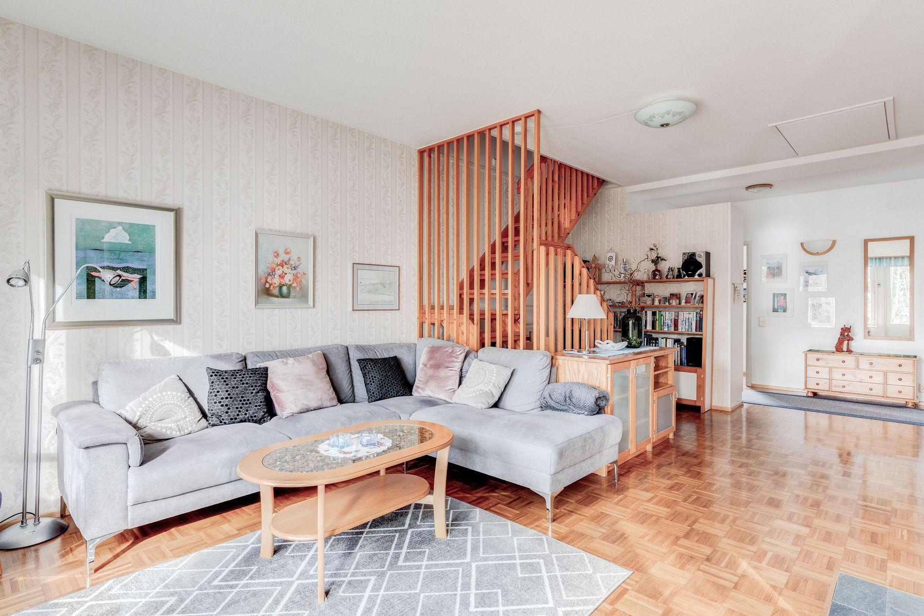 Ylipalontie 30, Paloheinä, Helsinki