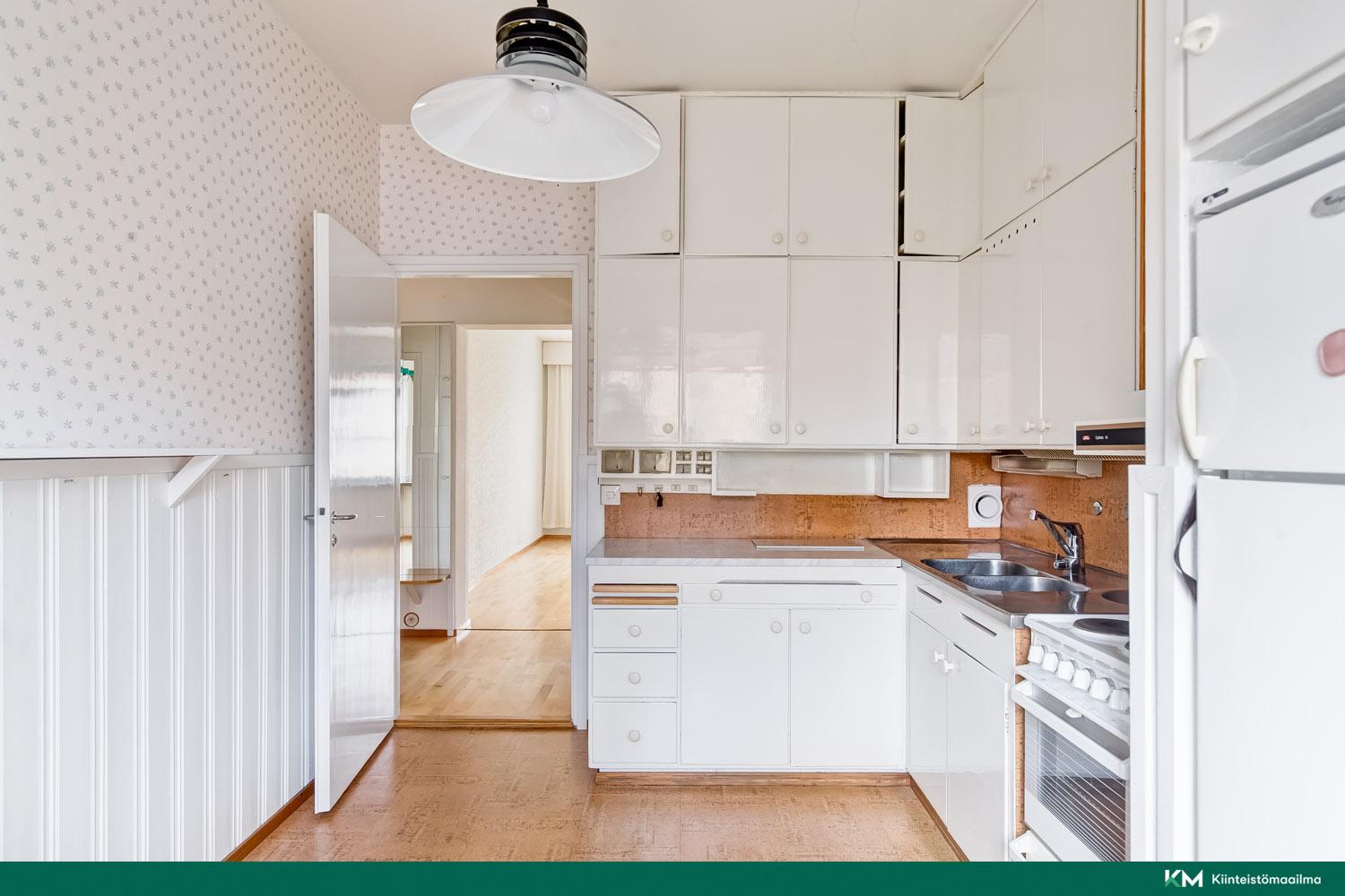 Kalevan puistotie 11, Tammela, Tampere