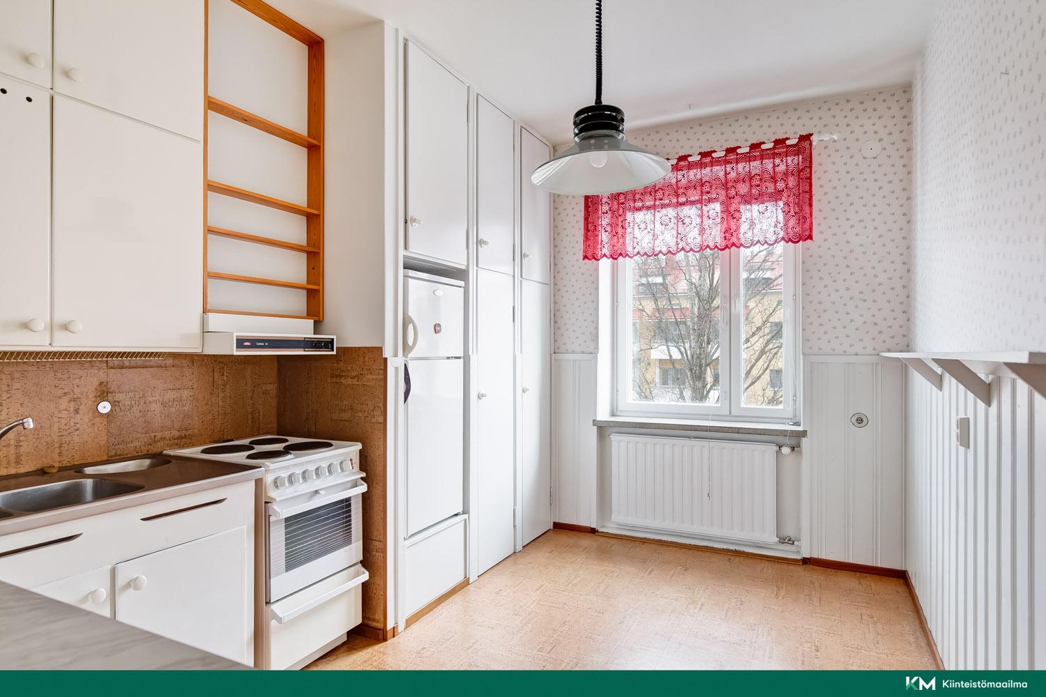 Kalevan puistotie 11, Tammela, Tampere