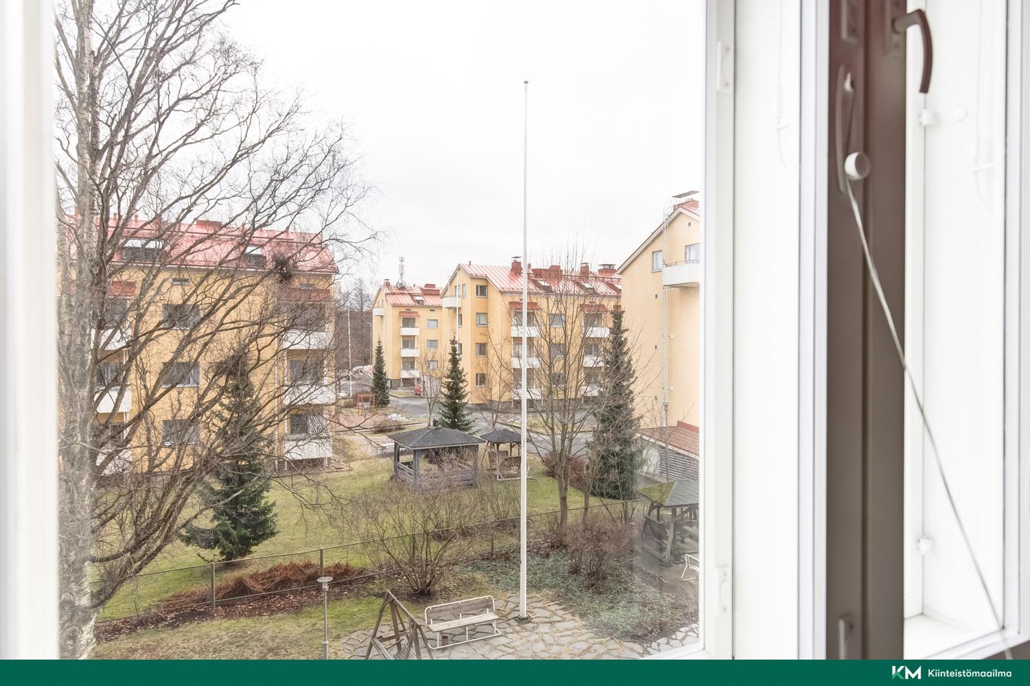 Kalevan puistotie 11, Tammela, Tampere