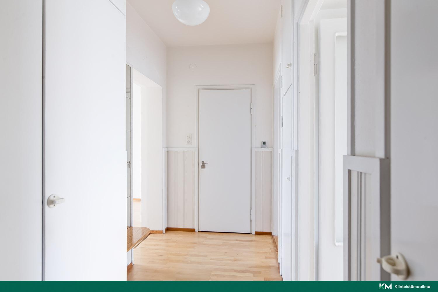 Kalevan puistotie 11, Tammela, Tampere