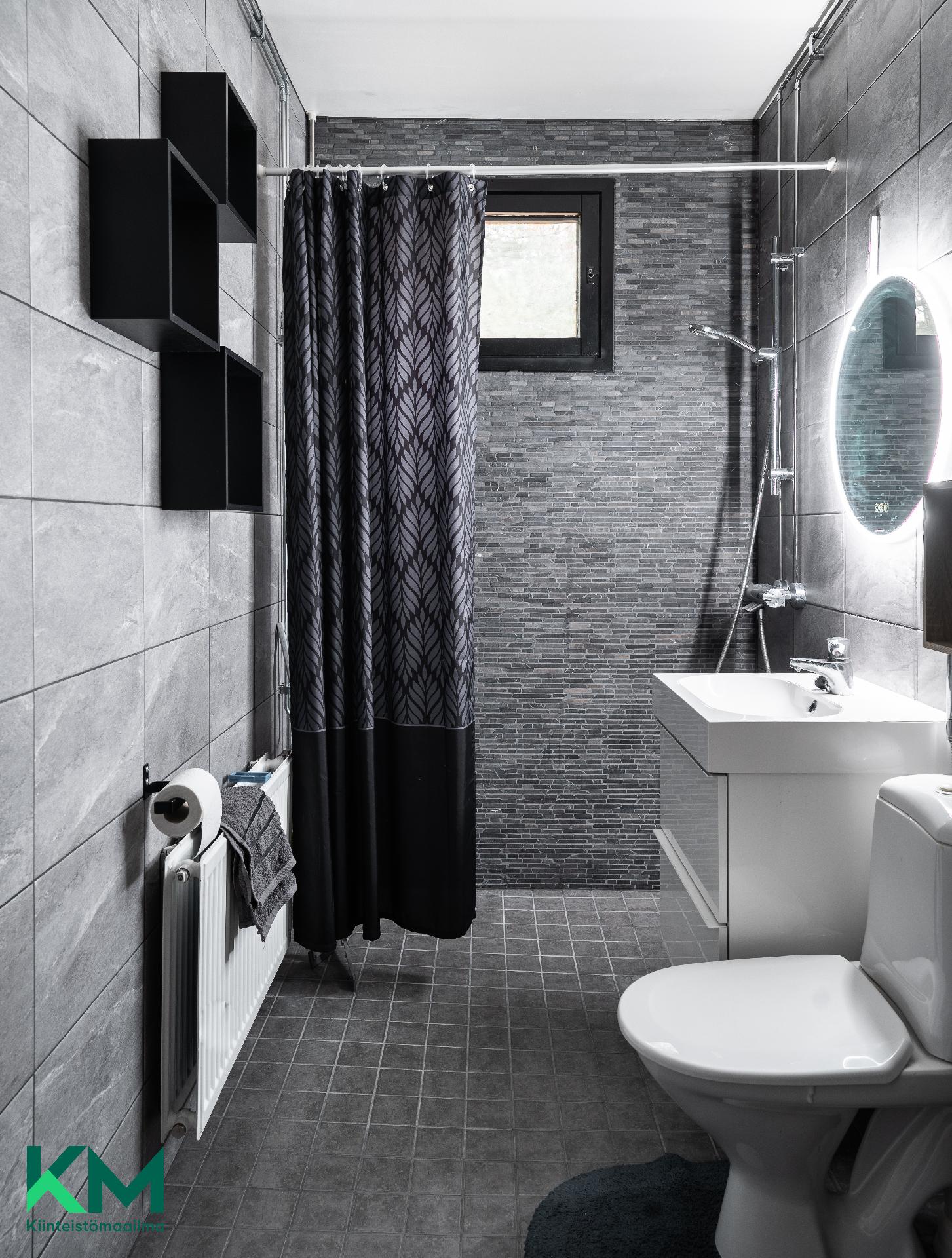 Ampuhaukantie 3, Kaukovainio, Oulu