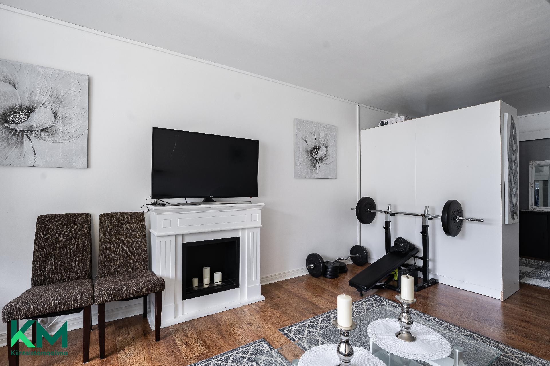 Ampuhaukantie 3, Kaukovainio, Oulu