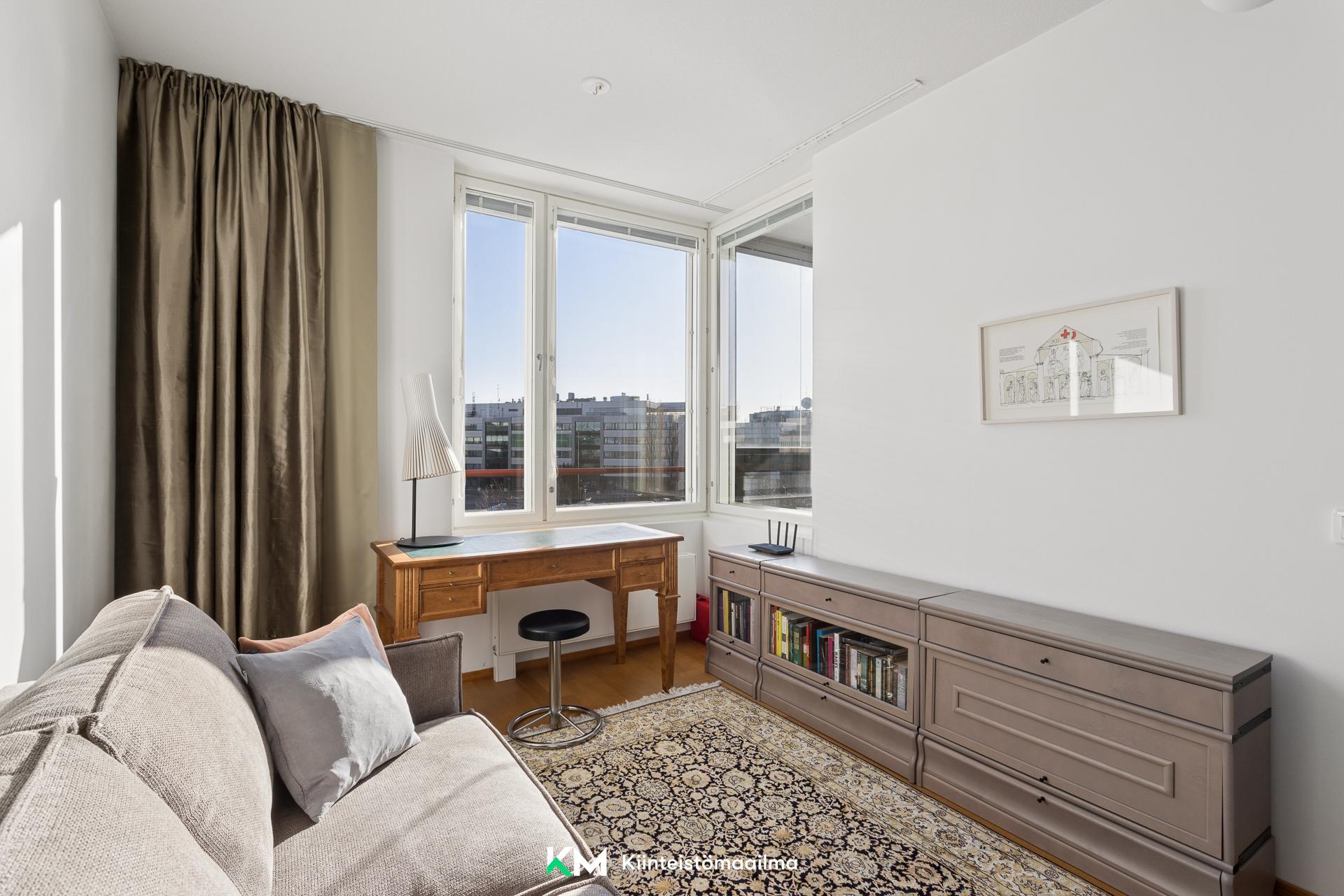 Tietäjäntie 8, Pohjois-Tapiola, Espoo