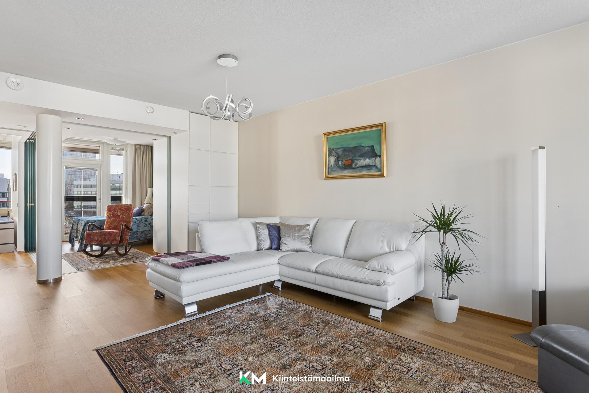 Tietäjäntie 8, Pohjois-Tapiola, Espoo