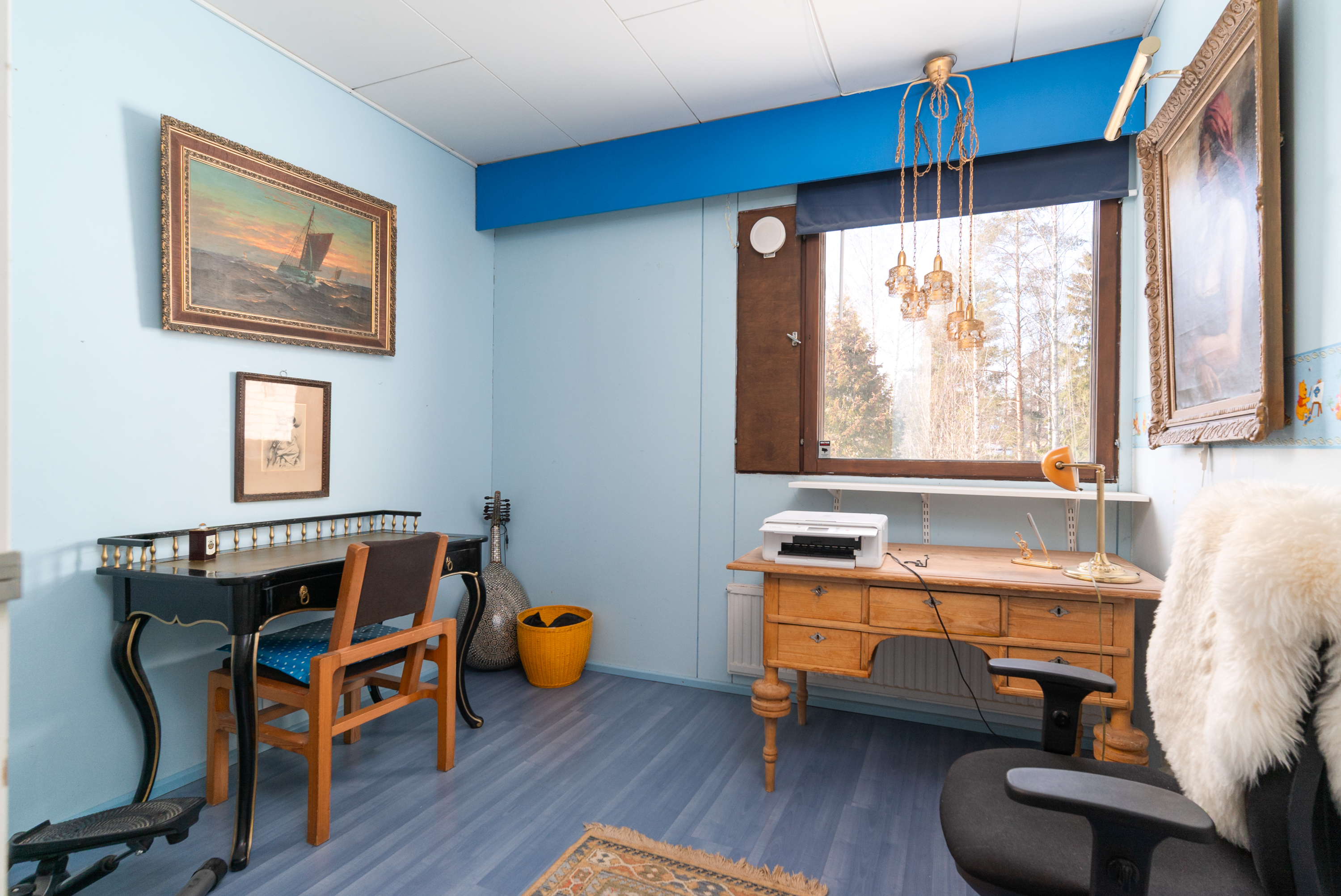 Yläkerran 2. makuuhuone