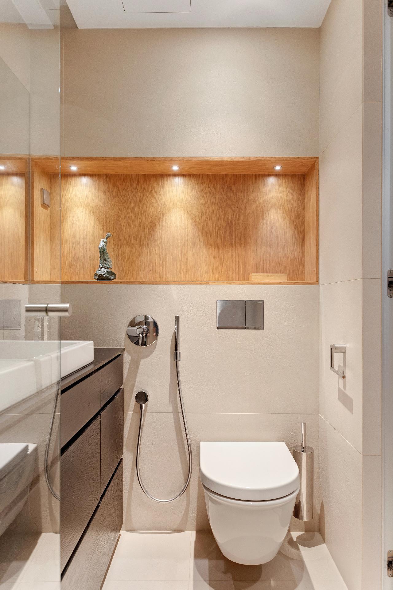 Urheilukatu 30, Taka-Töölö, Helsinki