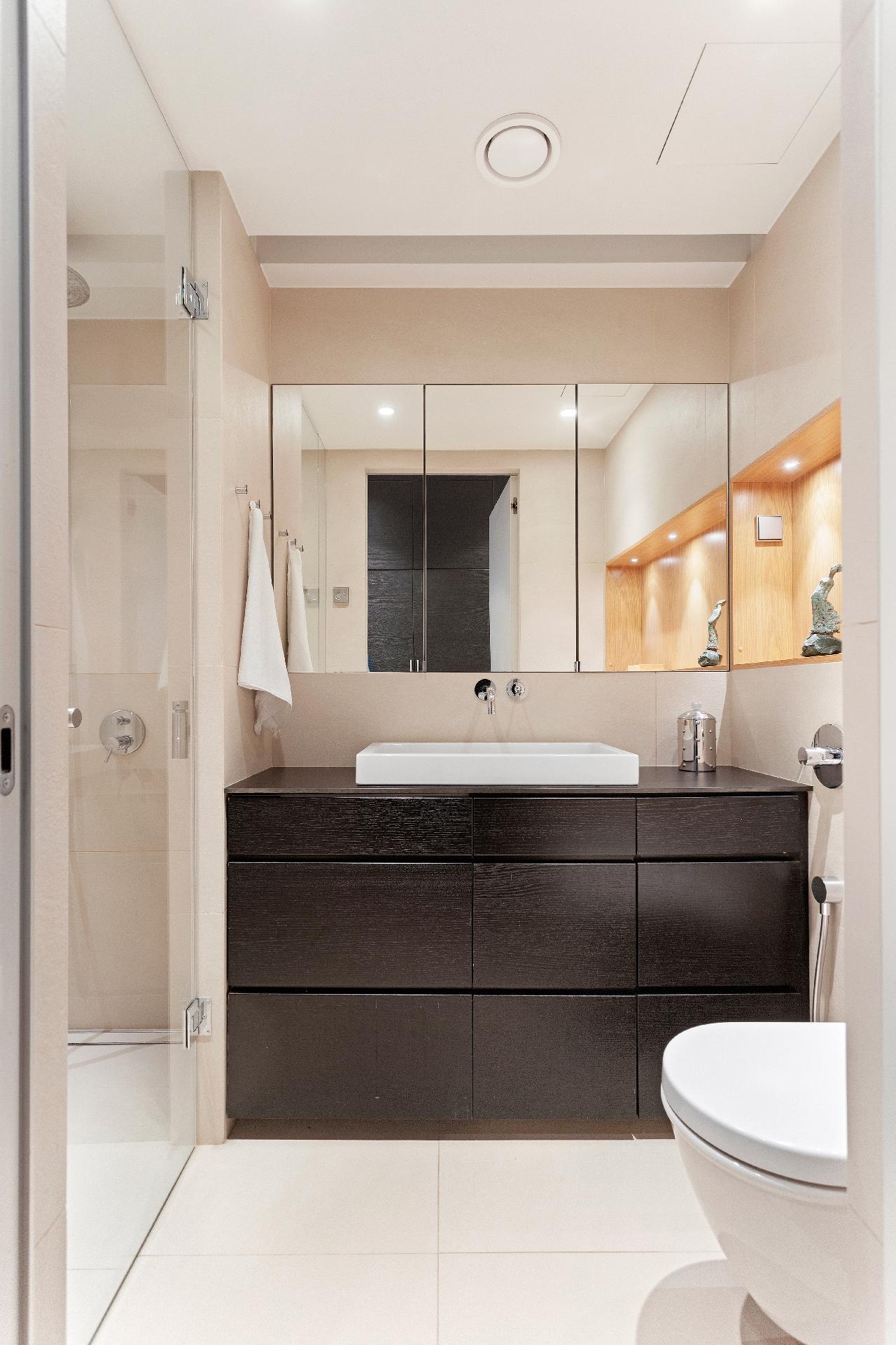 Urheilukatu 30, Taka-Töölö, Helsinki