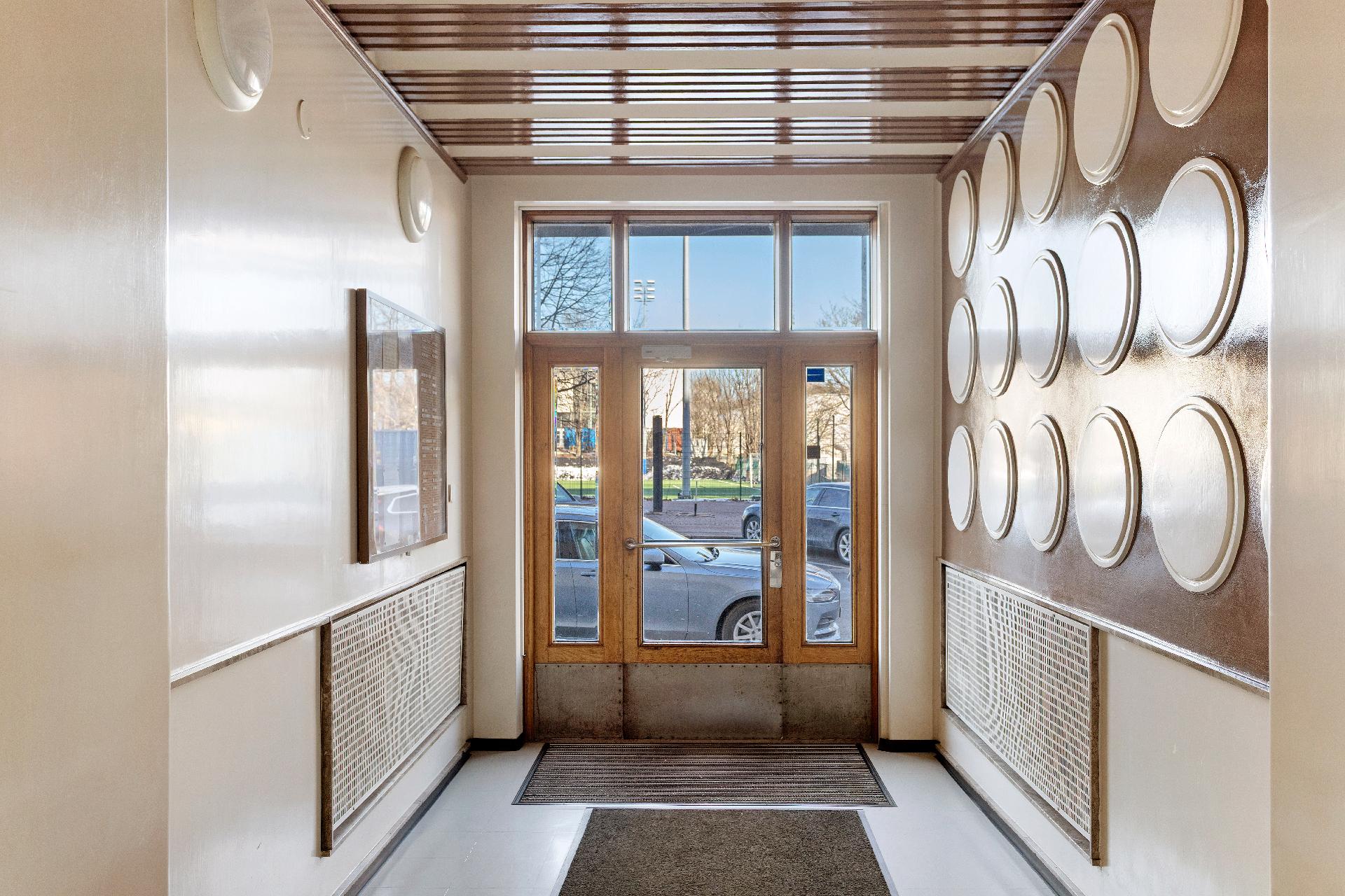 Urheilukatu 30, Taka-Töölö, Helsinki