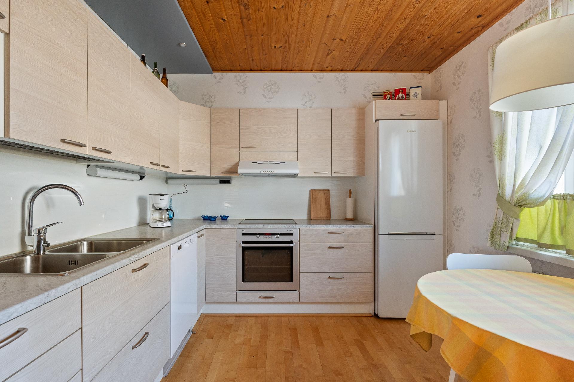 Töyrykatu 8, Koivistonmäki, Riihimäki